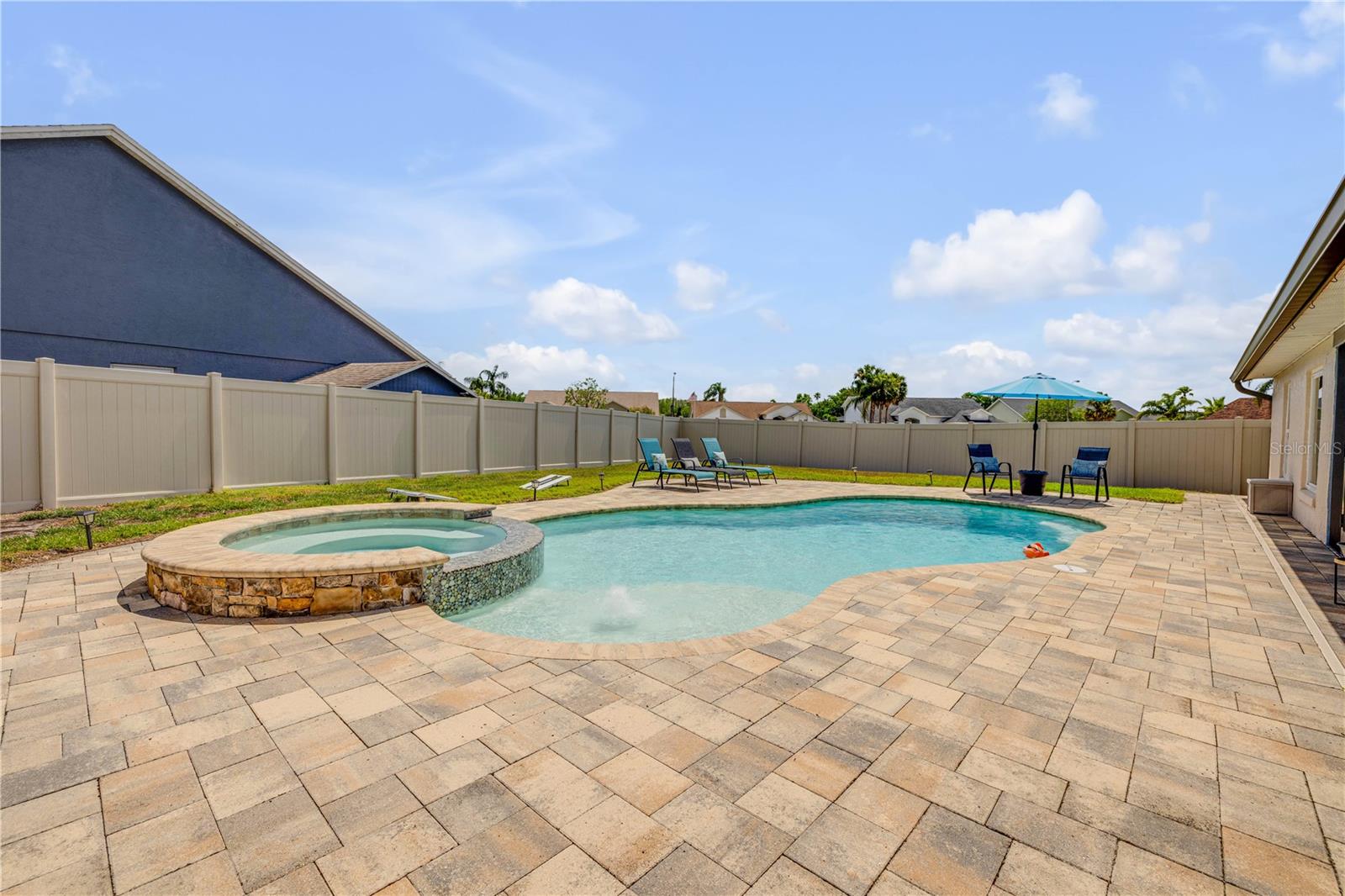 2844 EAGLE LAKE DR, ORLANDO, FL, 32837