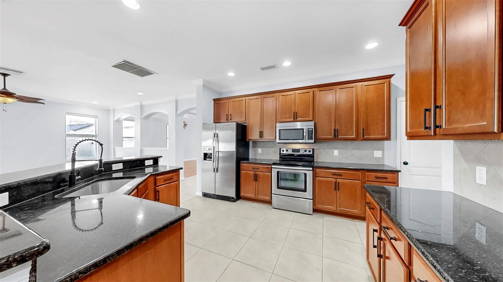 312 TAXTER RUN LN, VALRICO, FL, 33594