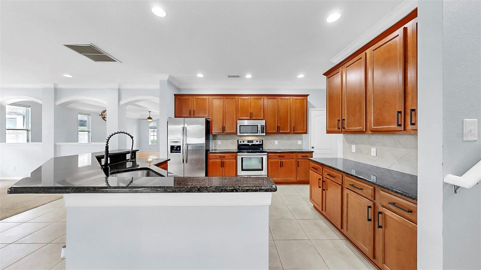 312 TAXTER RUN LN, VALRICO, FL, 33594