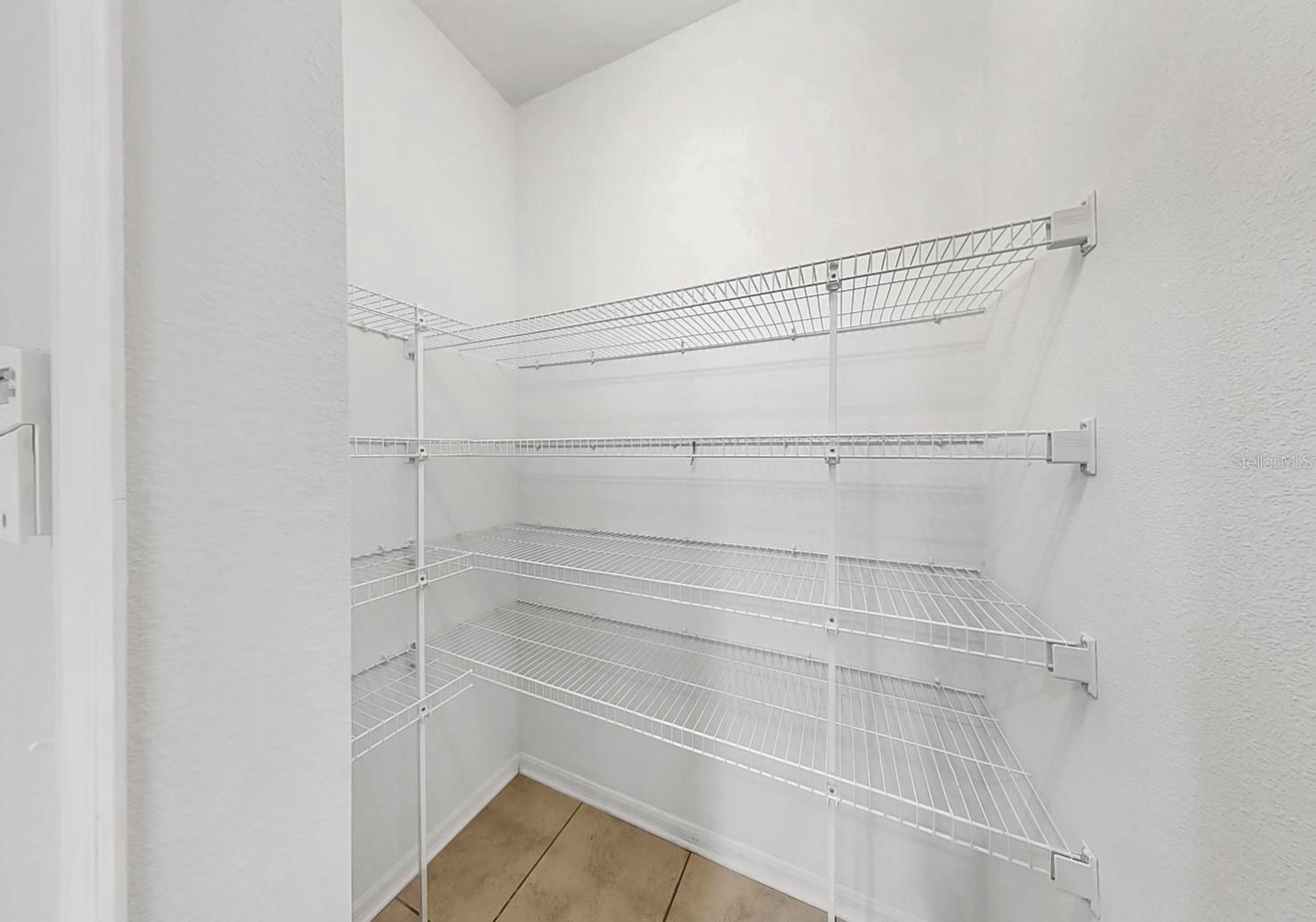 312 TAXTER RUN LN, VALRICO, FL, 33594