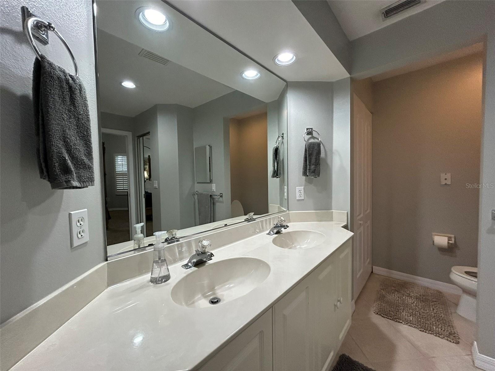 3706 54TH DR W #204, BRADENTON, FL, 34210