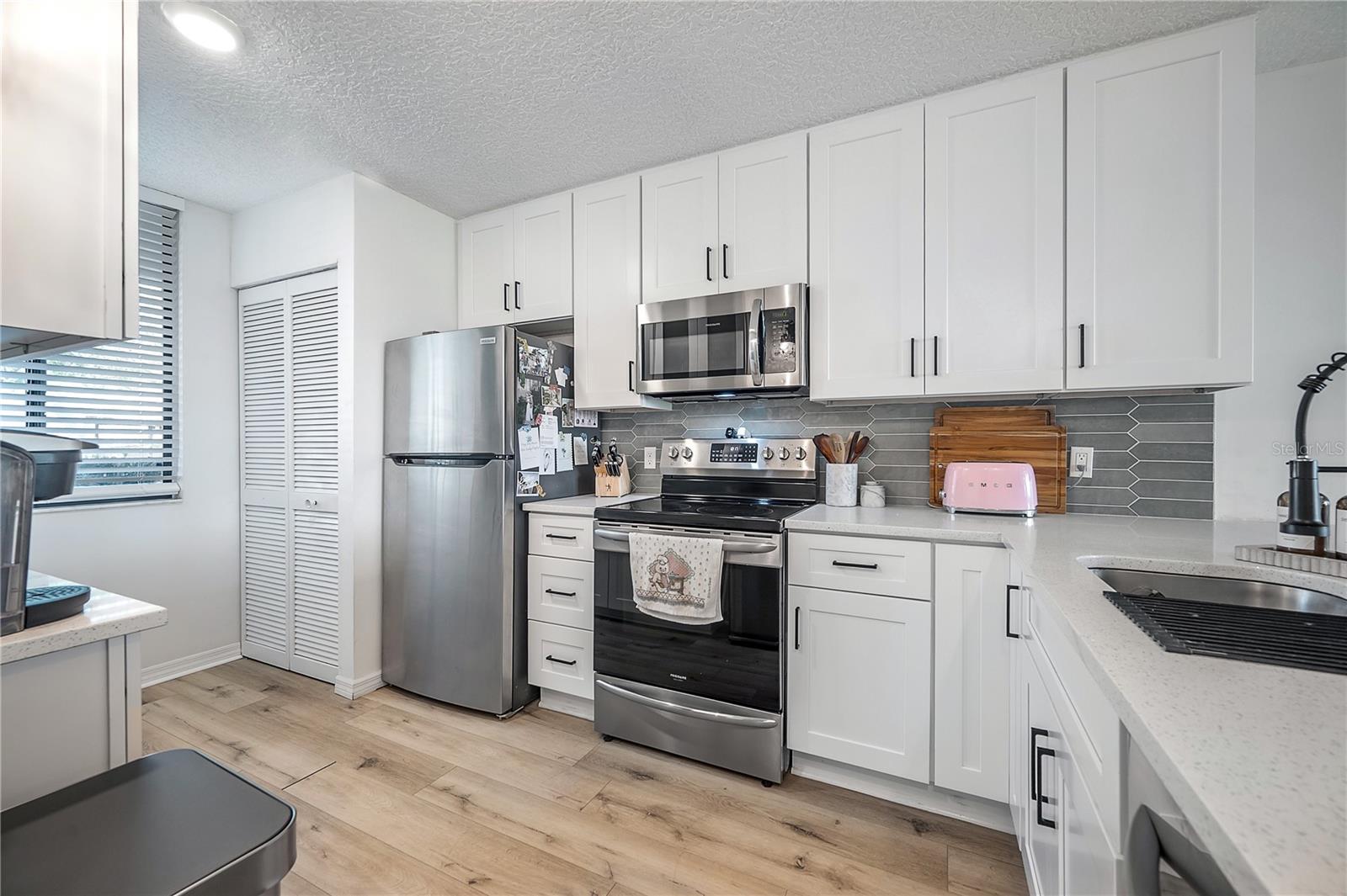 2424 W TAMPA BAY BLVD #M104, TAMPA, FL, 33607