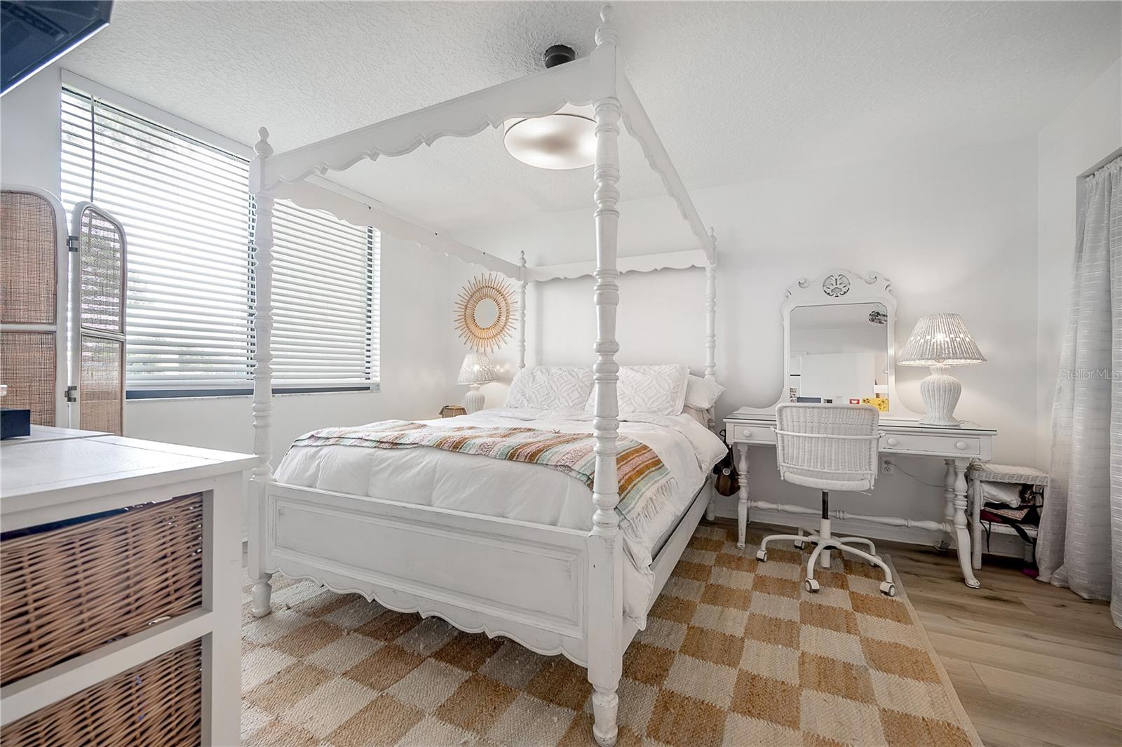 2424 W TAMPA BAY BLVD #M104, TAMPA, FL, 33607