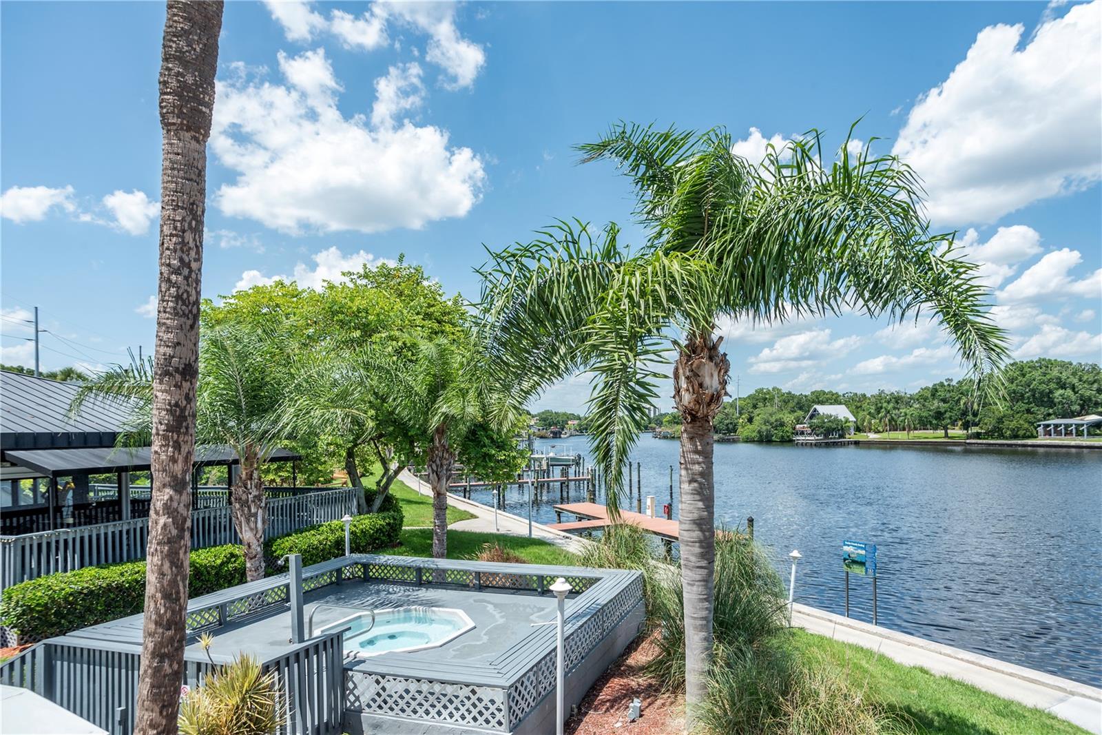 2424 W TAMPA BAY BLVD #M104, TAMPA, FL, 33607