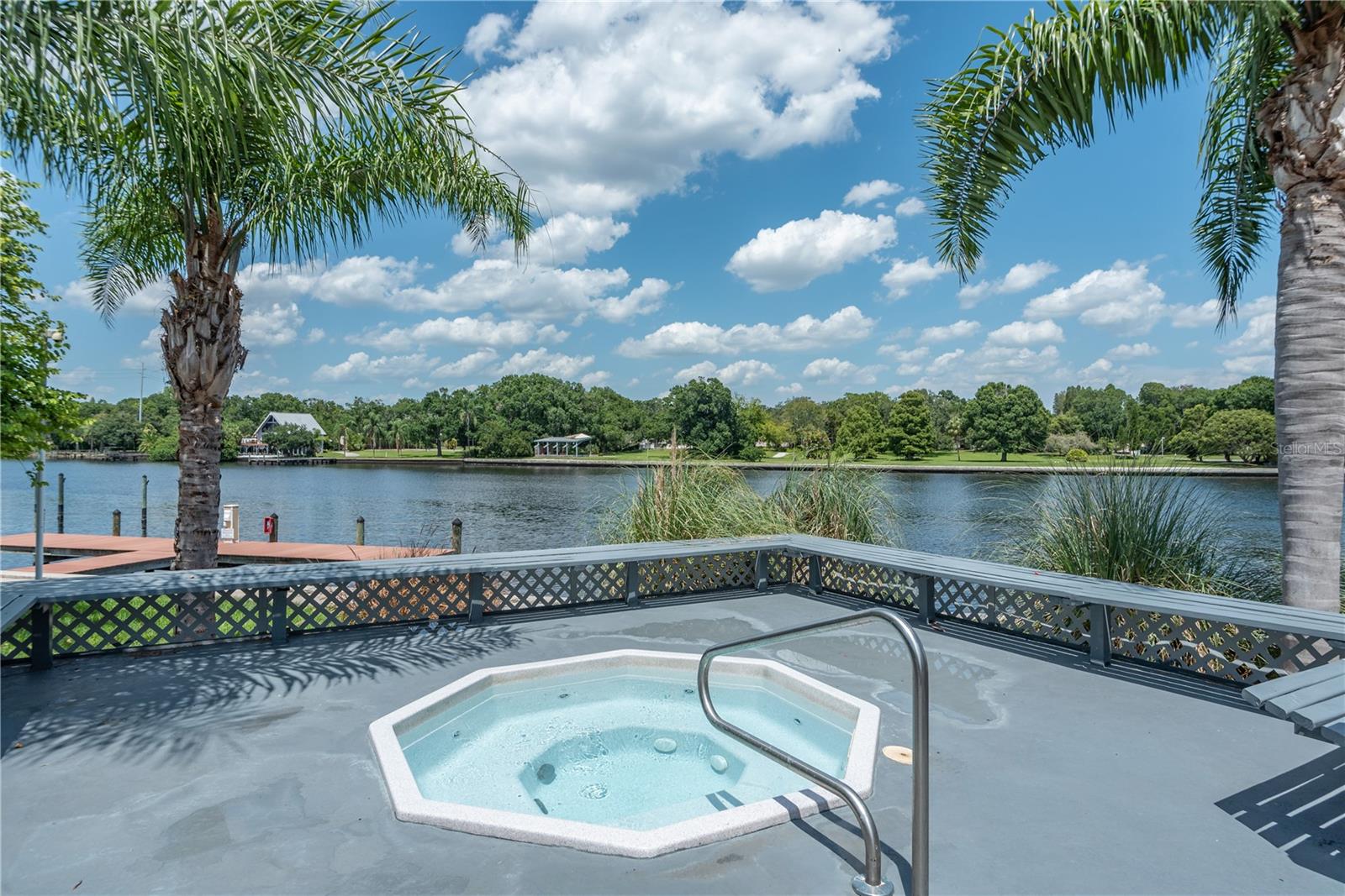 2424 W TAMPA BAY BLVD #M104, TAMPA, FL, 33607