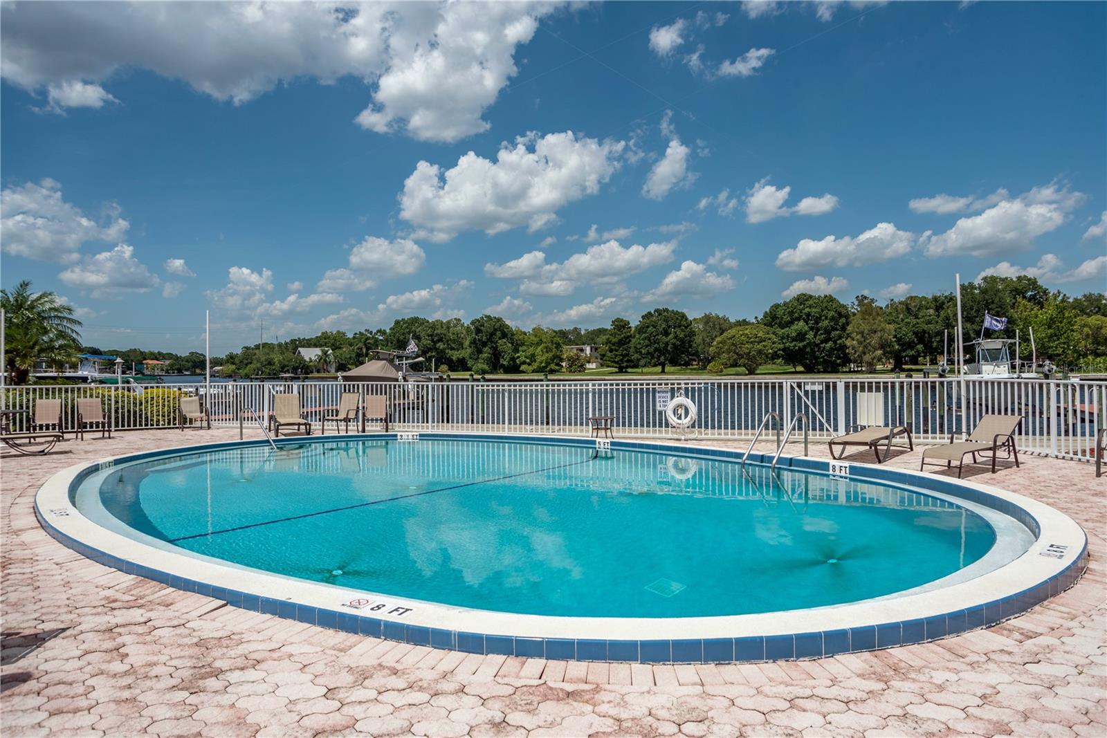 2424 W TAMPA BAY BLVD #M104, TAMPA, FL, 33607