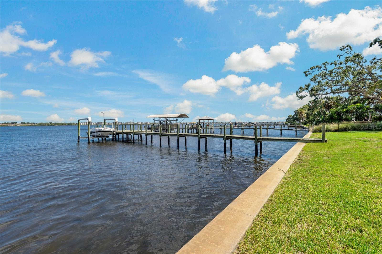 1104 NANCY GAMBLE LN, ELLENTON, FL, 34222