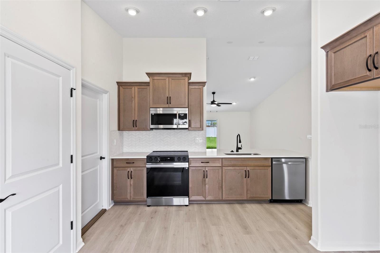 10 REINE PL, PALM COAST, FL, 32164