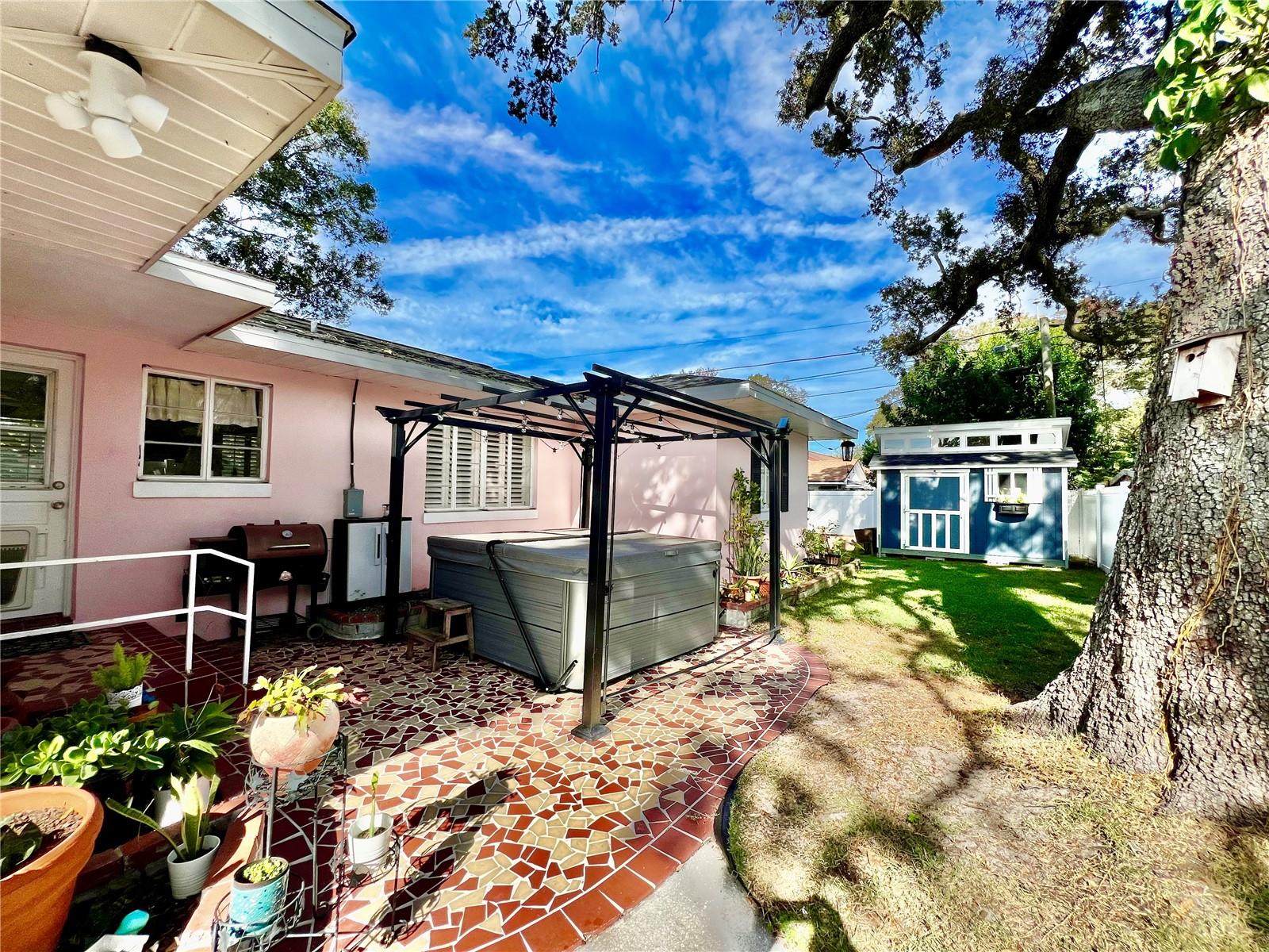 101 N CREST AVE, CLEARWATER, FL, 33755