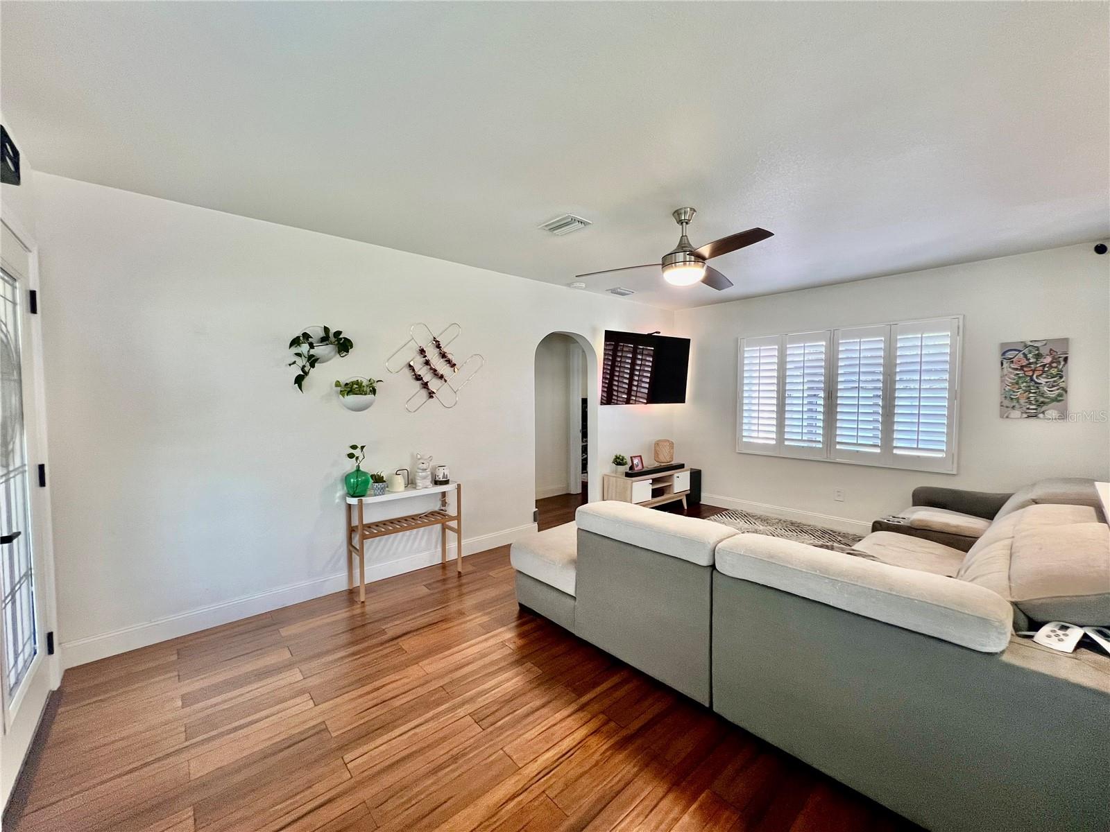 101 N CREST AVE, CLEARWATER, FL, 33755