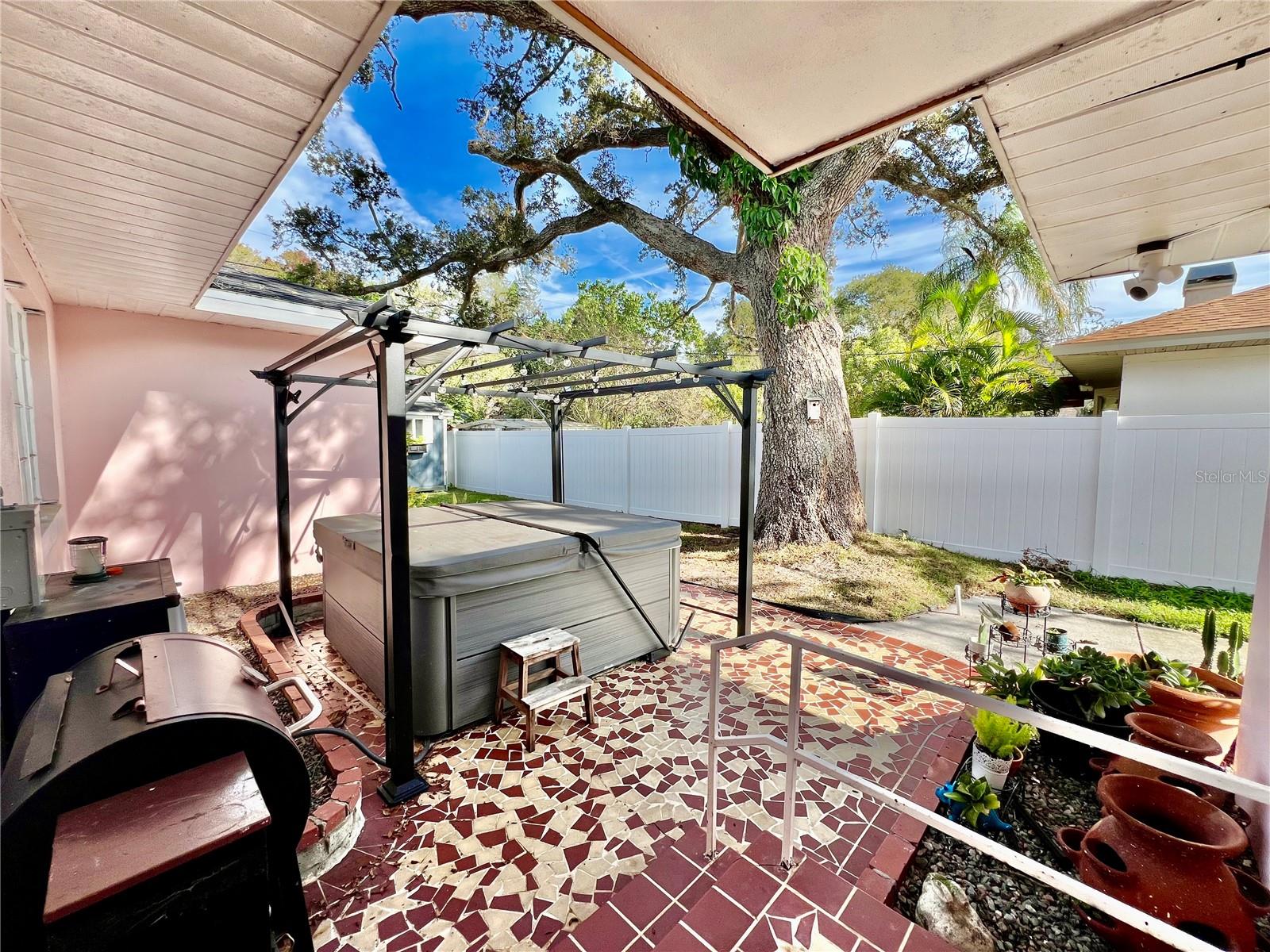 101 N CREST AVE, CLEARWATER, FL, 33755