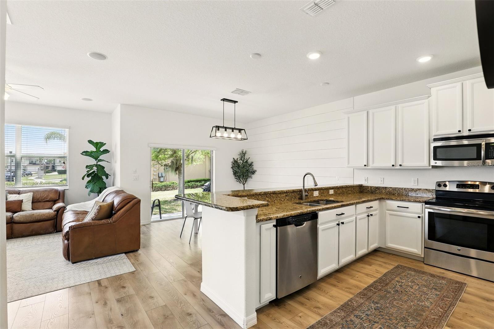 3341 RODRICK CIR, ORLANDO, FL, 32824