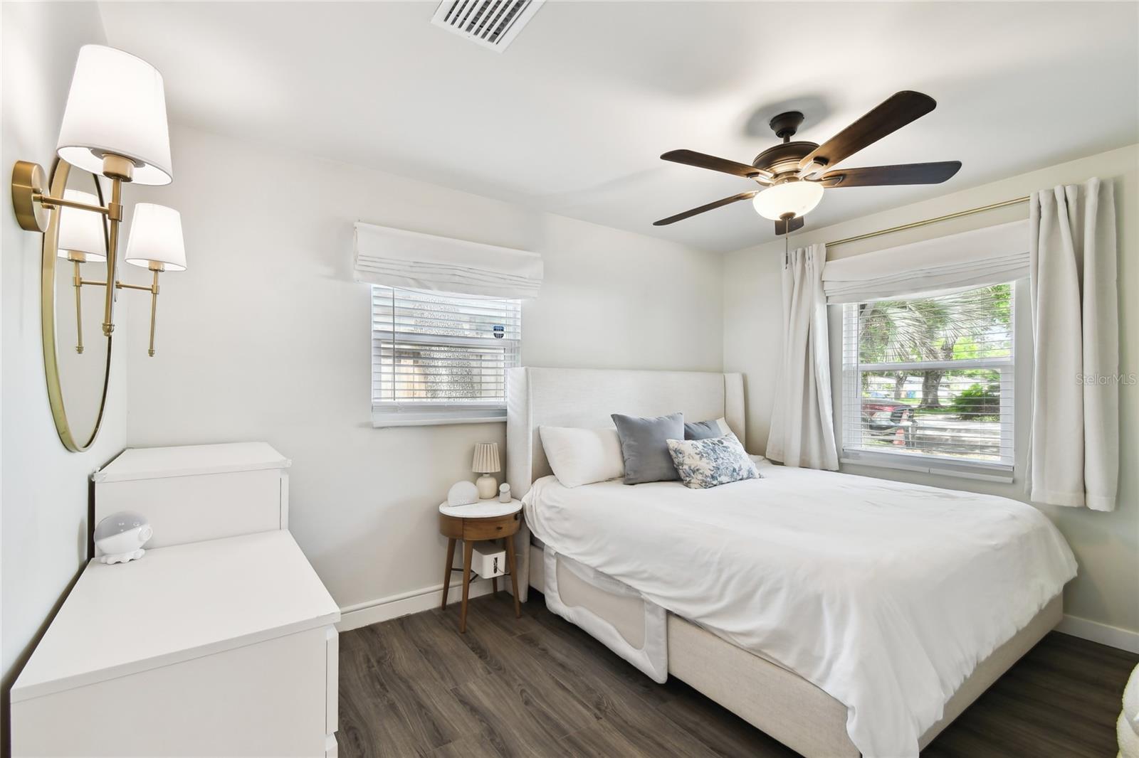 3202 W COACHMAN AVE, TAMPA, FL, 33611