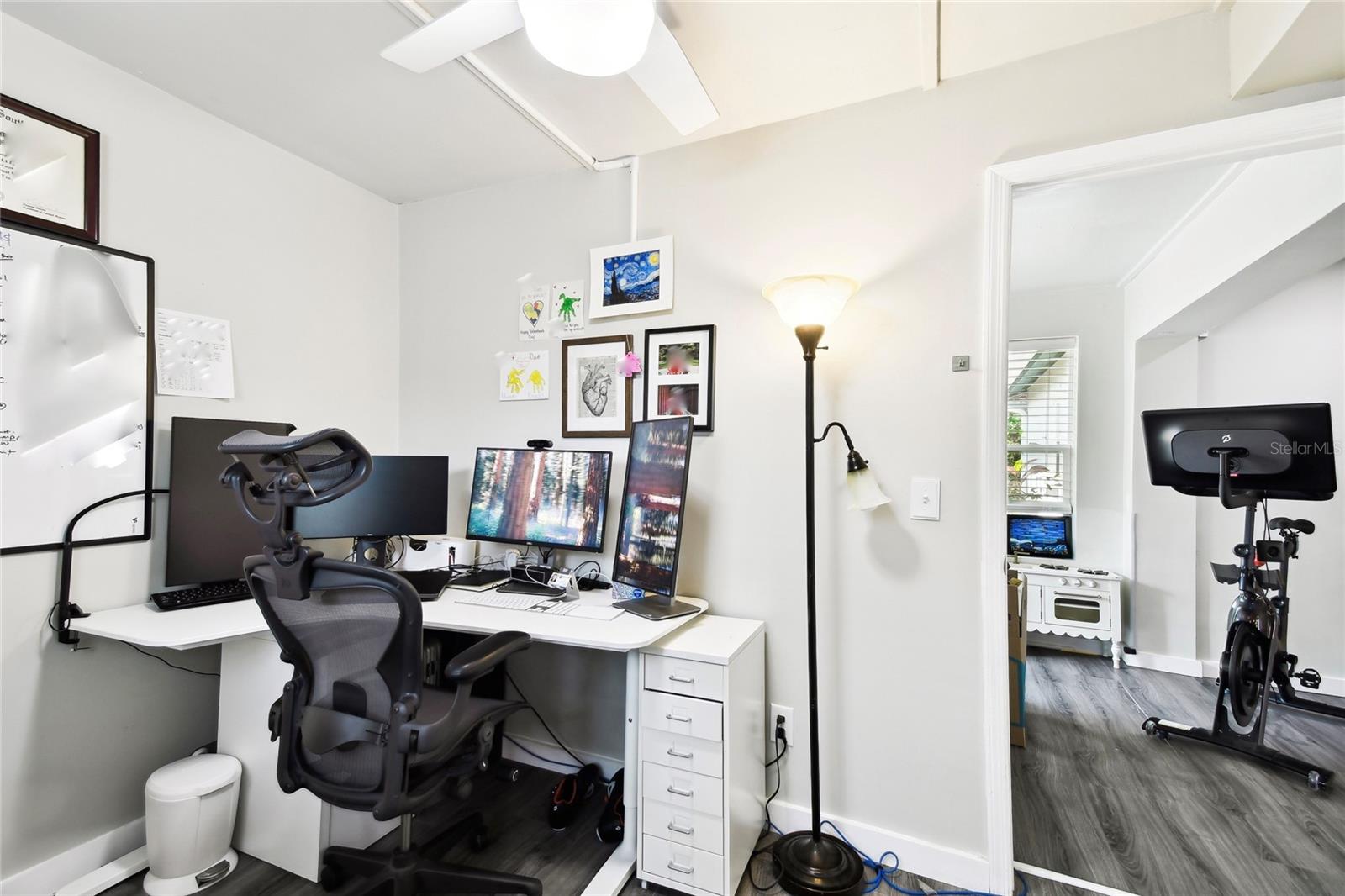 3202 W COACHMAN AVE, TAMPA, FL, 33611