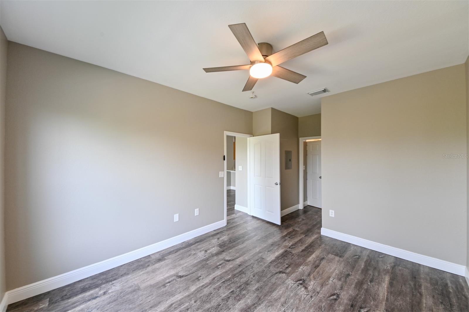 5000 CULBREATH KEY WAY #9-104, TAMPA, FL, 33611