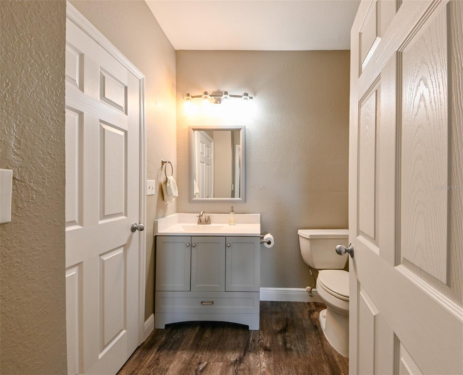 5000 CULBREATH KEY WAY #9-104, TAMPA, FL, 33611