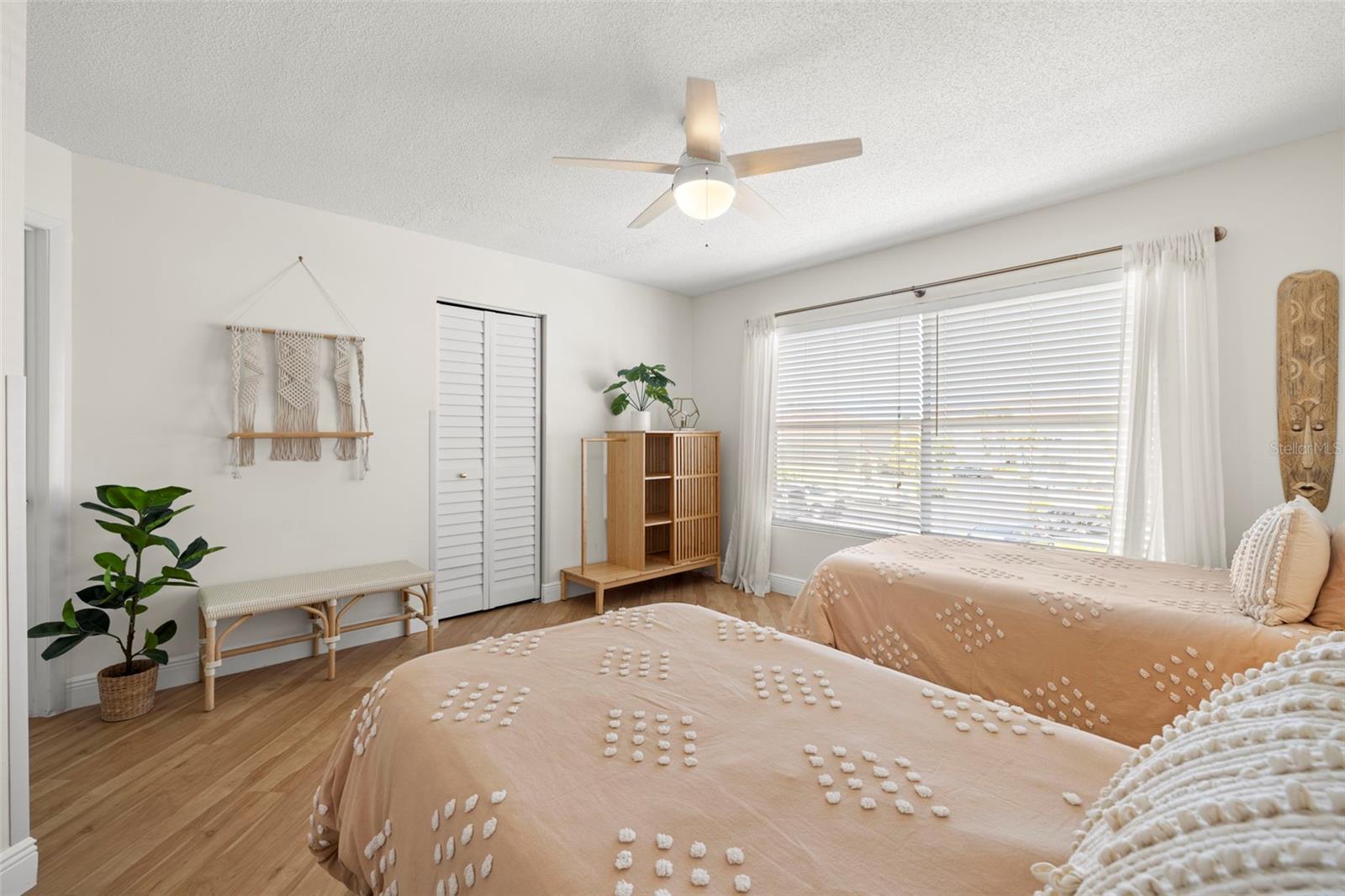 6131 BAHIA DEL MAR BLVD #240, ST PETERSBURG, FL, 33715