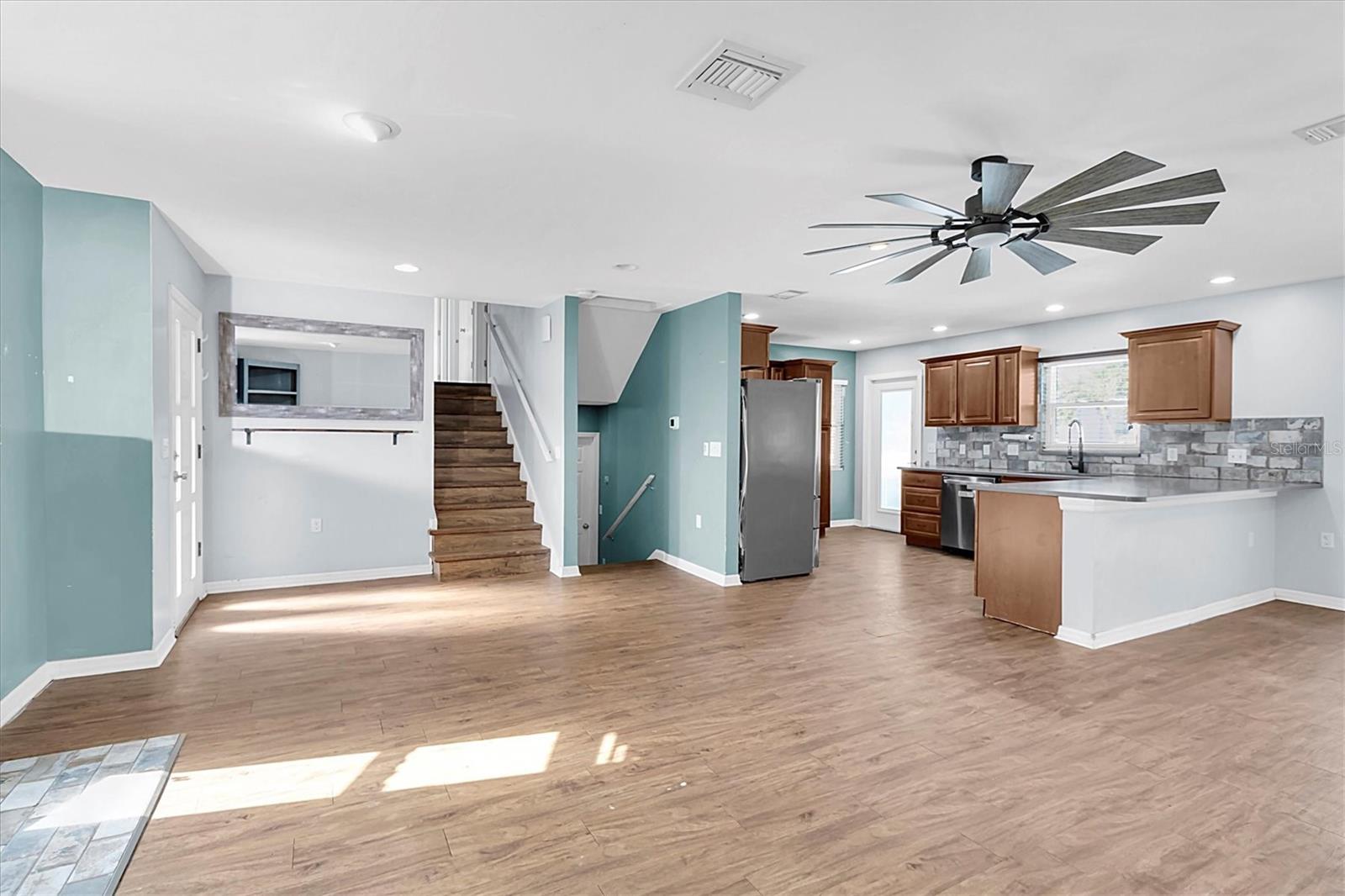 8580 139TH LN, SEMINOLE, FL, 33776
