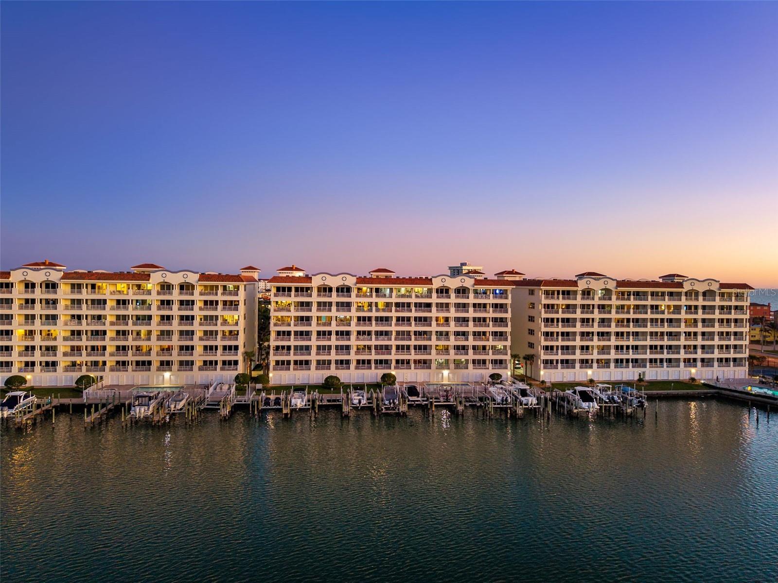17717 GULF BLVD #702, REDINGTON SHORES, FL, 33708