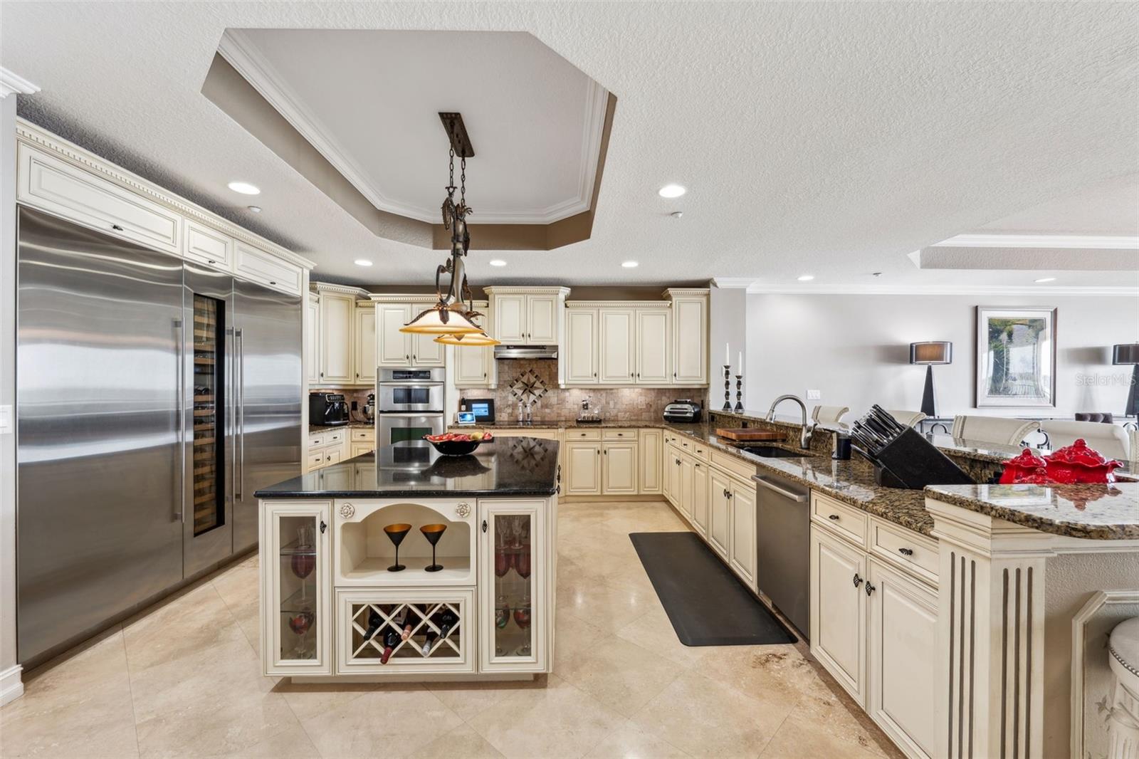17717 GULF BLVD #702, REDINGTON SHORES, FL, 33708