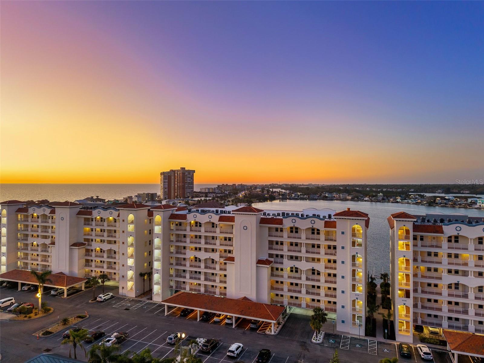 17717 GULF BLVD #702, REDINGTON SHORES, FL, 33708