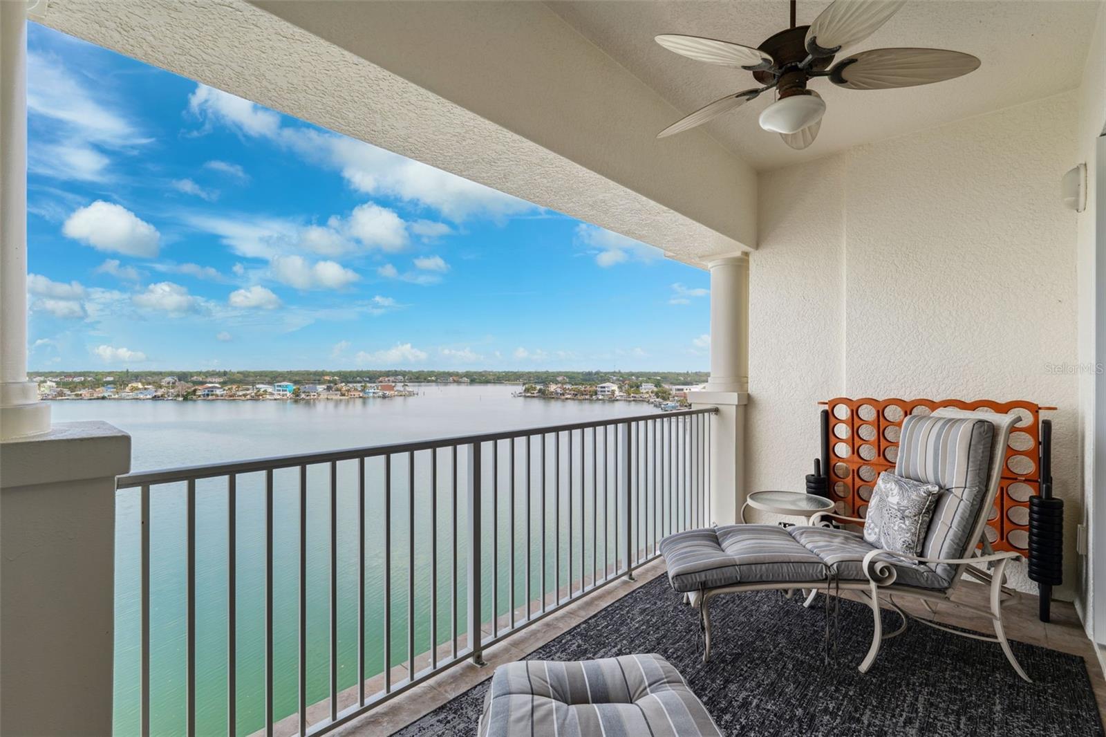 17717 GULF BLVD #702, REDINGTON SHORES, FL, 33708