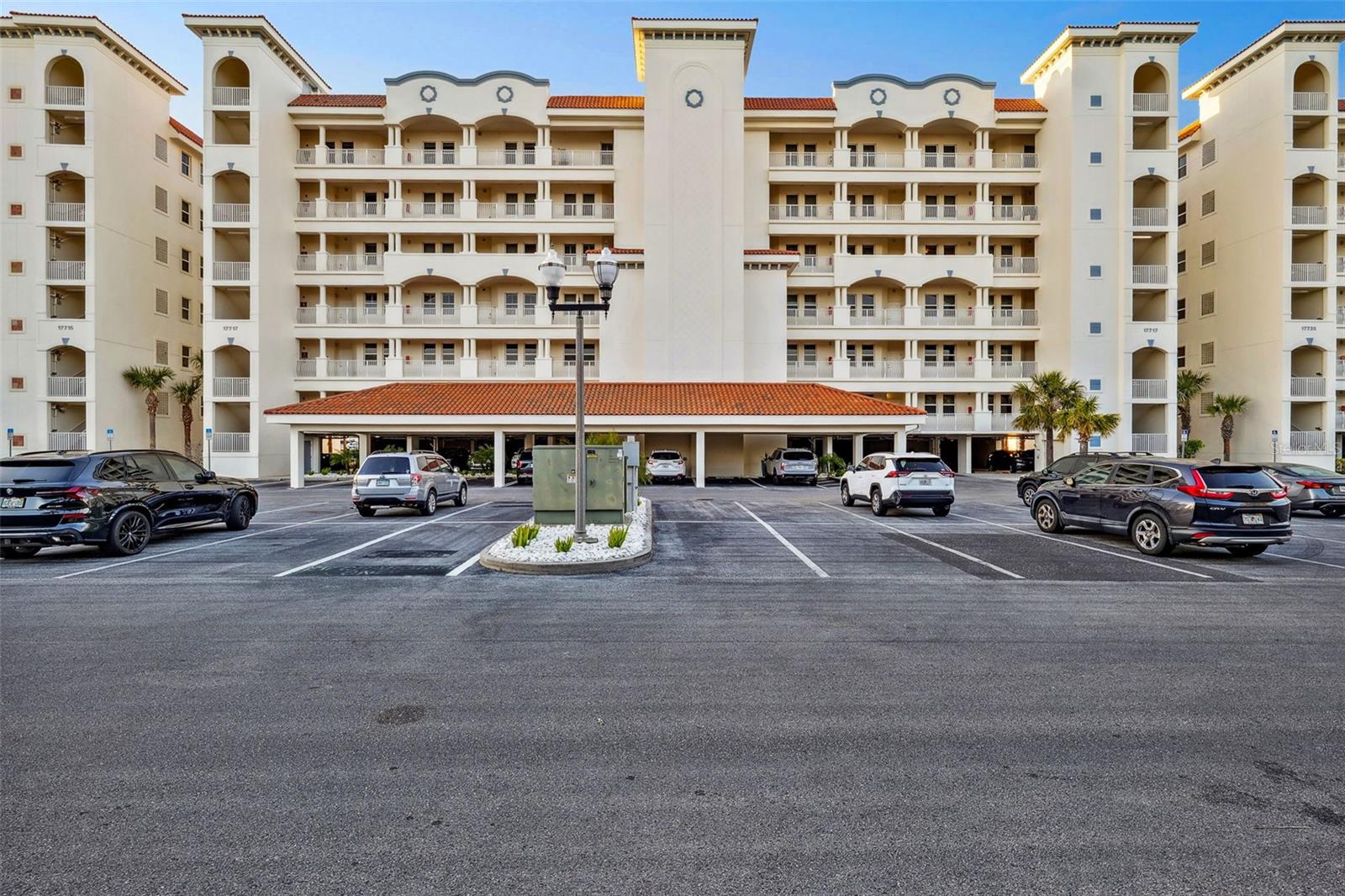 17717 GULF BLVD #702, REDINGTON SHORES, FL, 33708