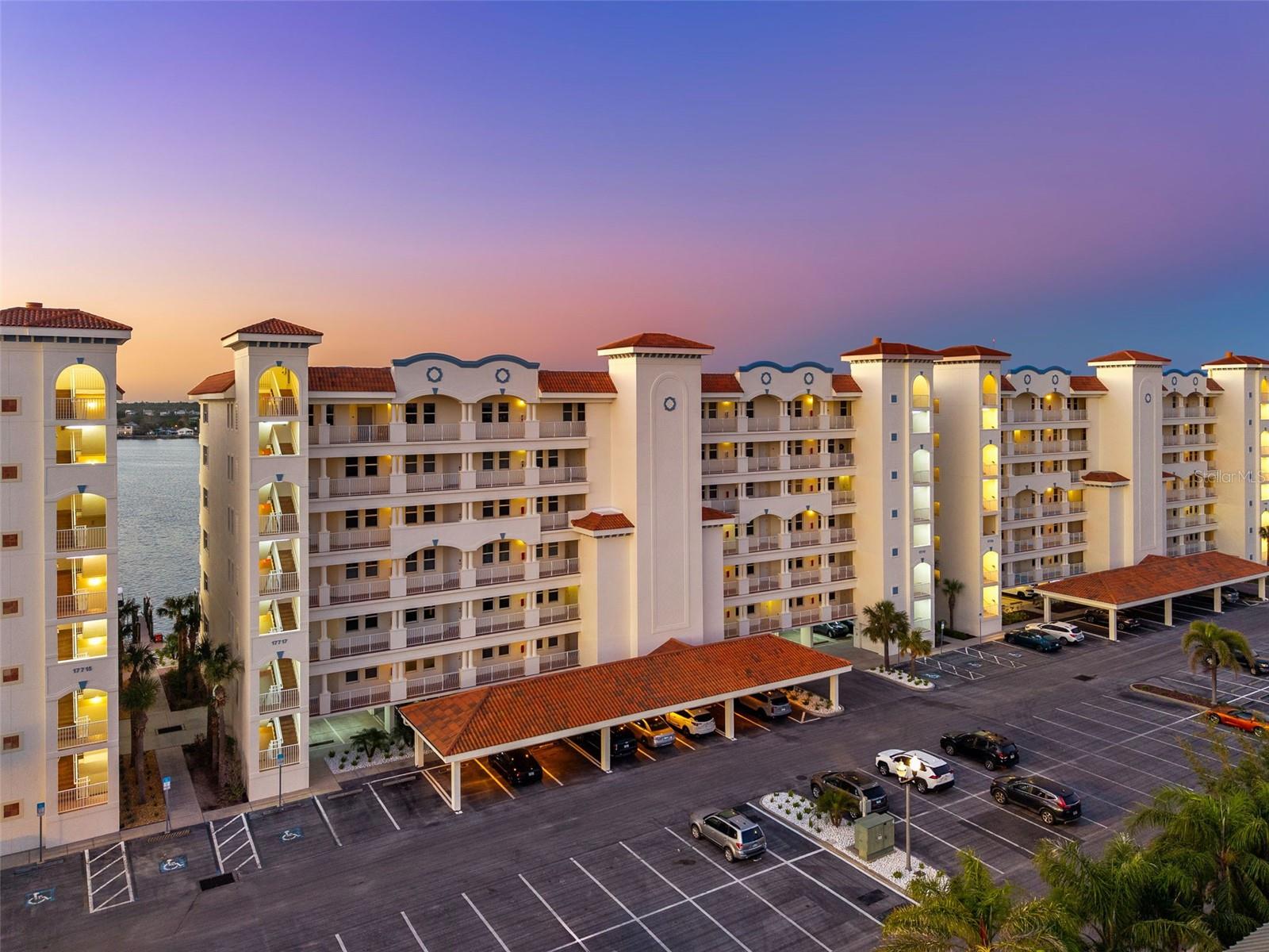17717 GULF BLVD #702, REDINGTON SHORES, FL, 33708