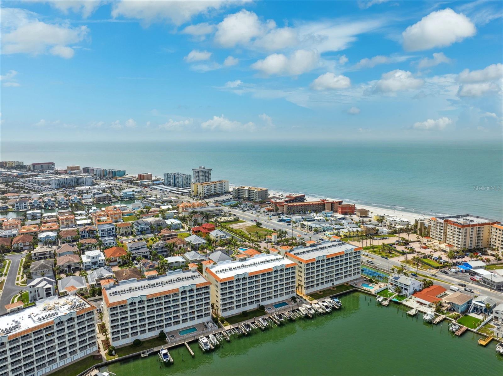 17717 GULF BLVD #702, REDINGTON SHORES, FL, 33708