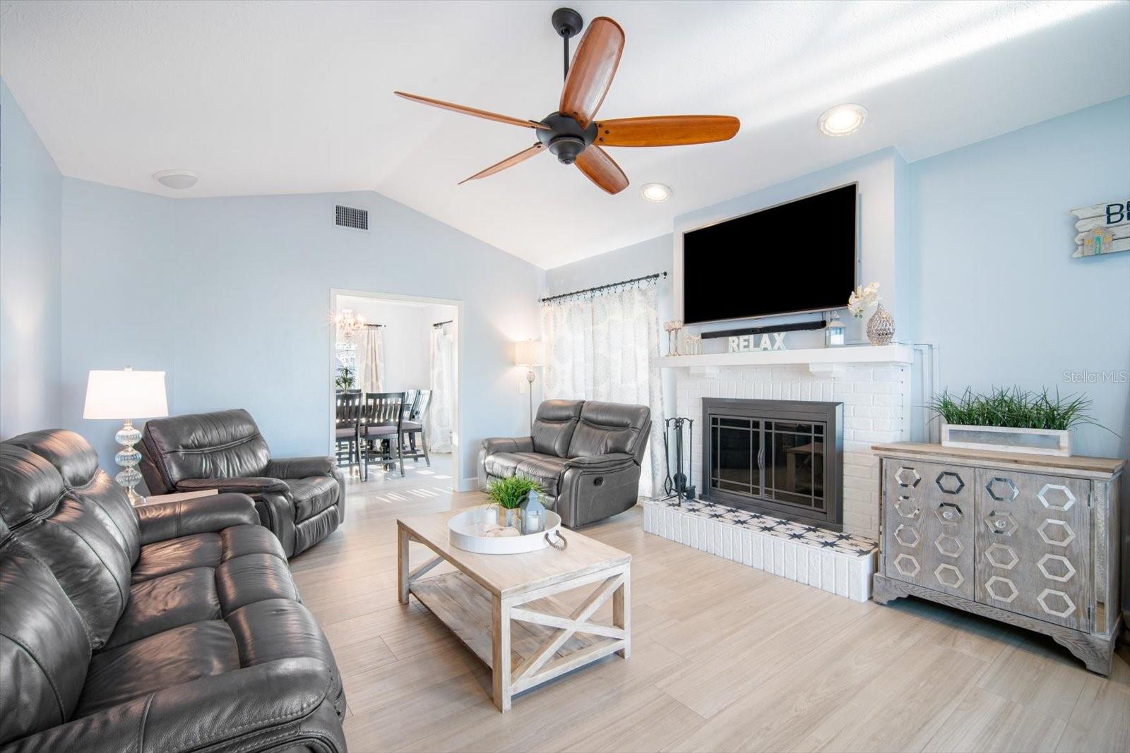 744 SPANISH MAIN DR, APOLLO BEACH, FL, 33572