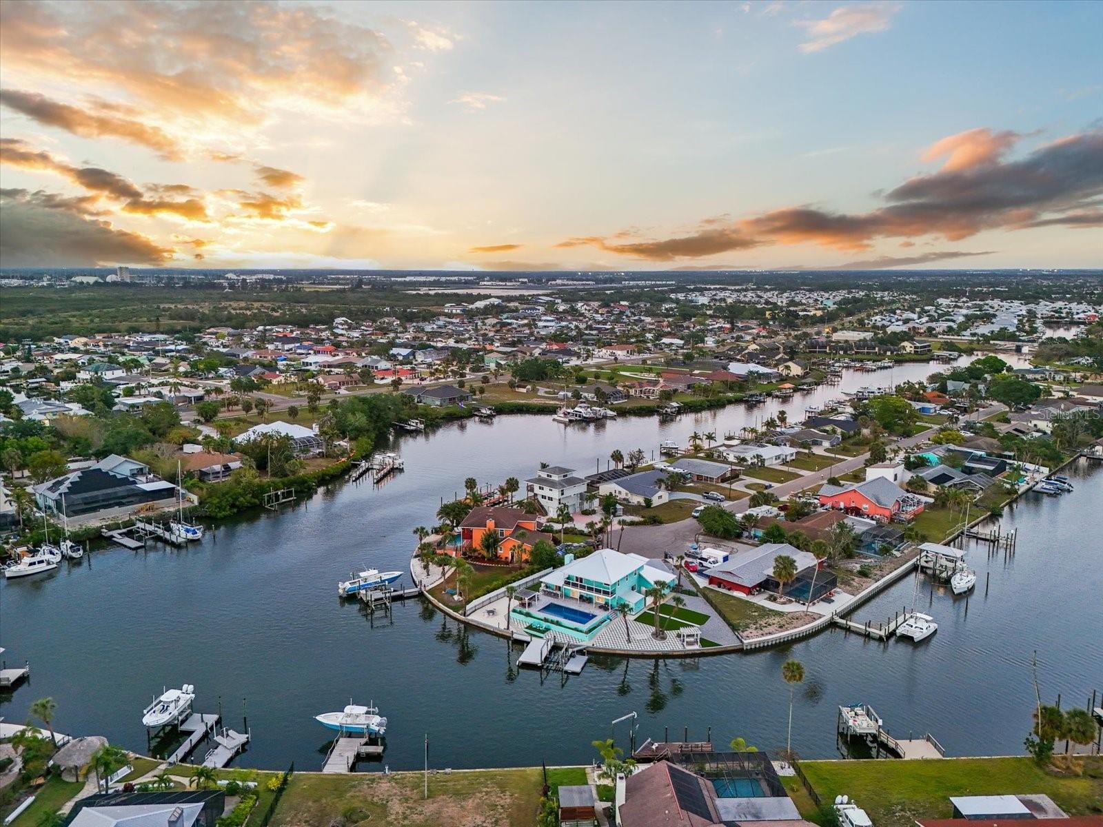 744 SPANISH MAIN DR, APOLLO BEACH, FL, 33572