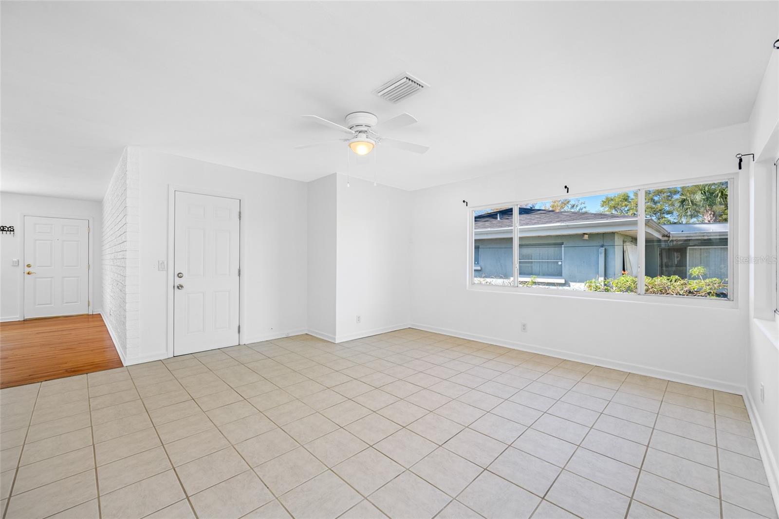 1431 KINGS HWY, CLEARWATER, FL, 33755
