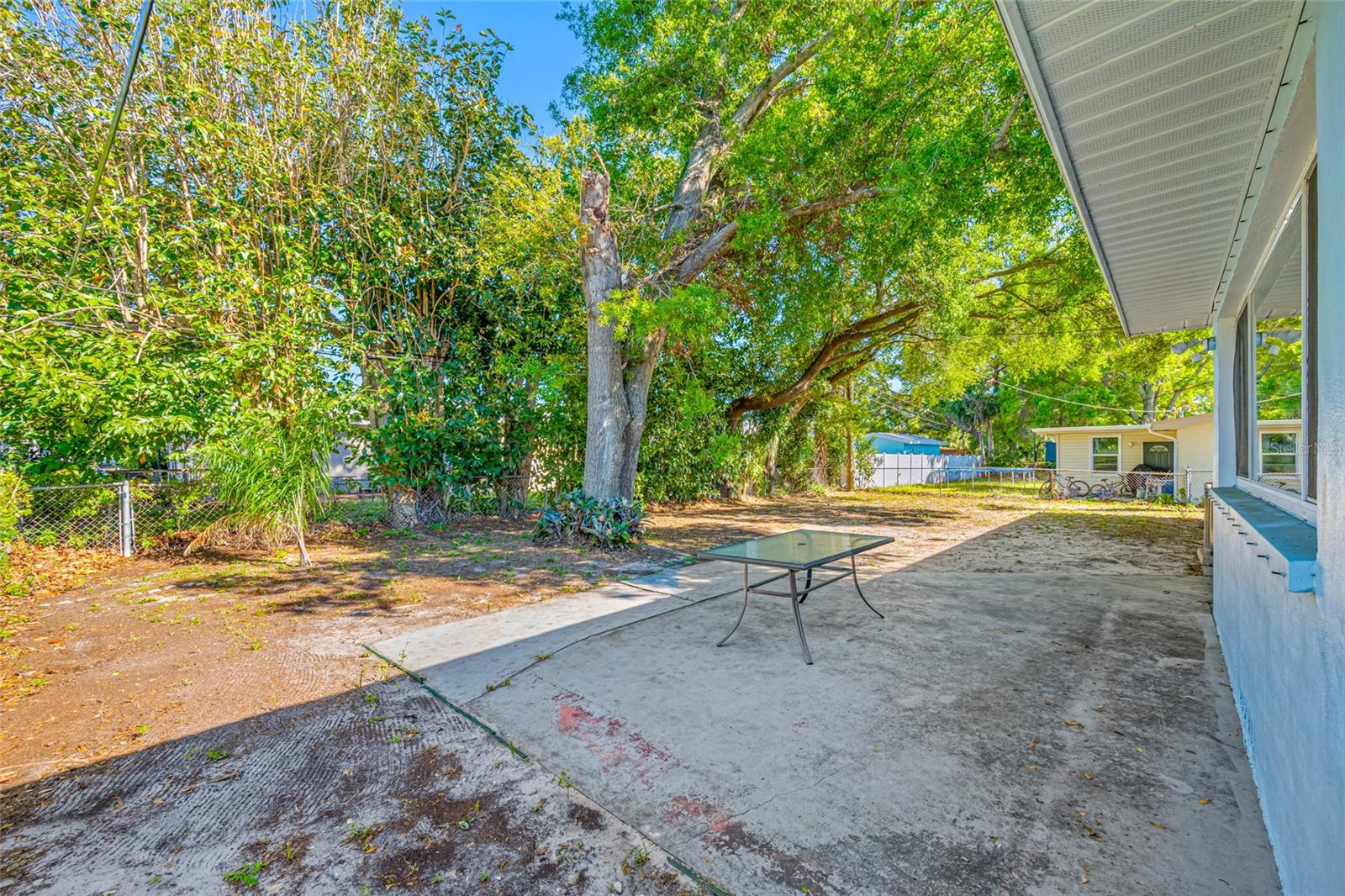 1431 KINGS HWY, CLEARWATER, FL, 33755