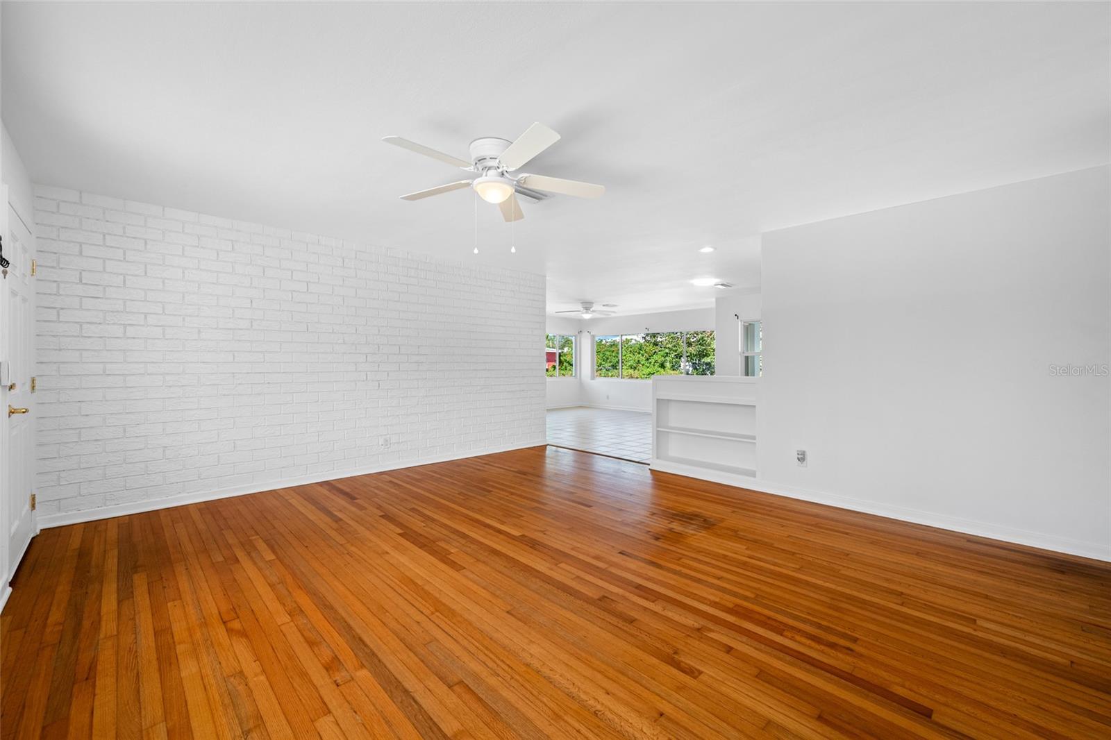 1431 KINGS HWY, CLEARWATER, FL, 33755