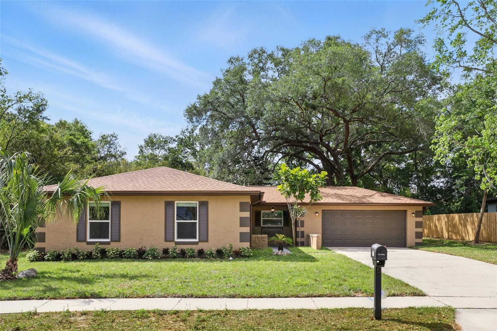 100 DES PINAR LN, LONGWOOD, FL, 32750