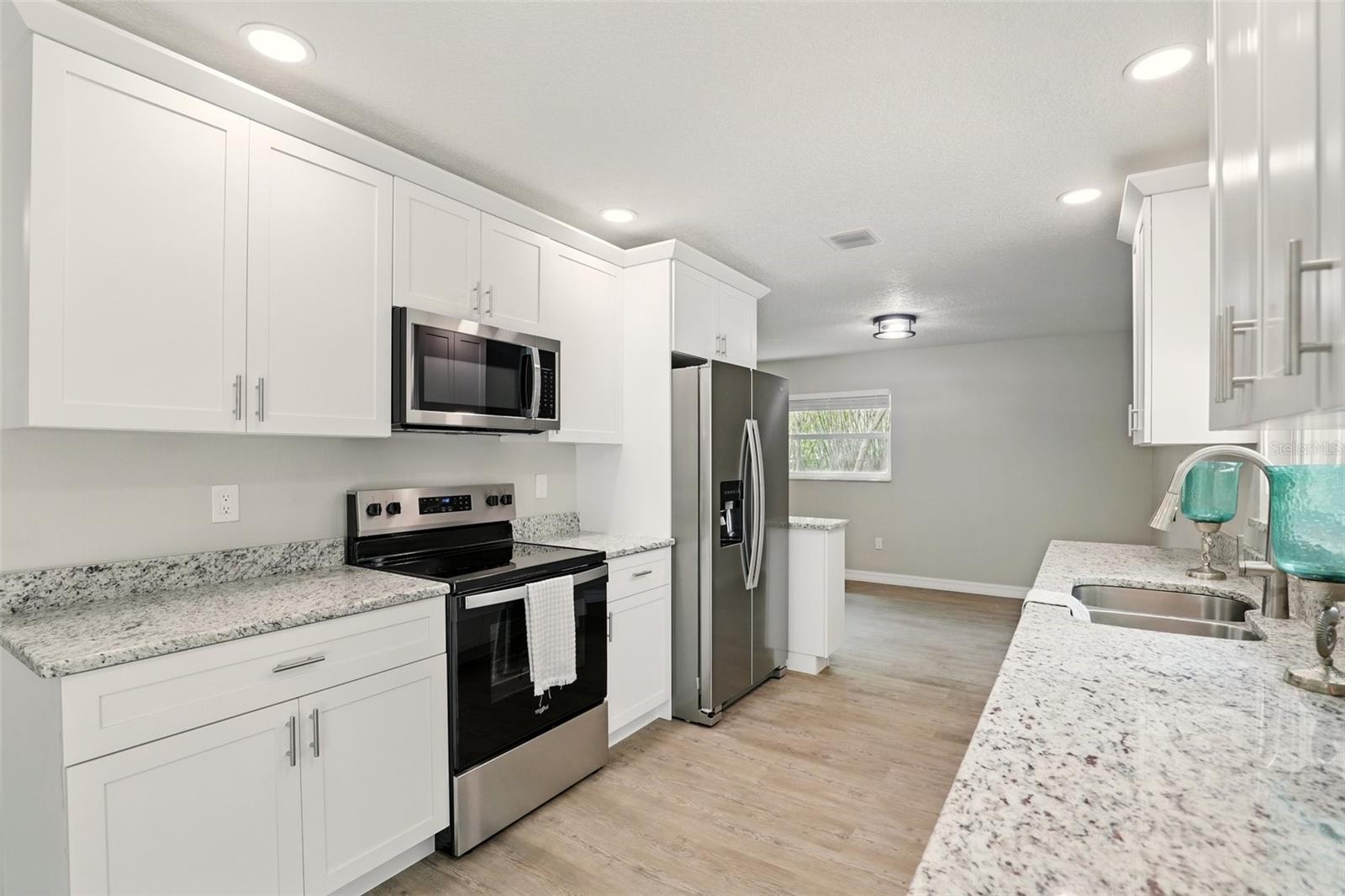100 DES PINAR LN, LONGWOOD, FL, 32750