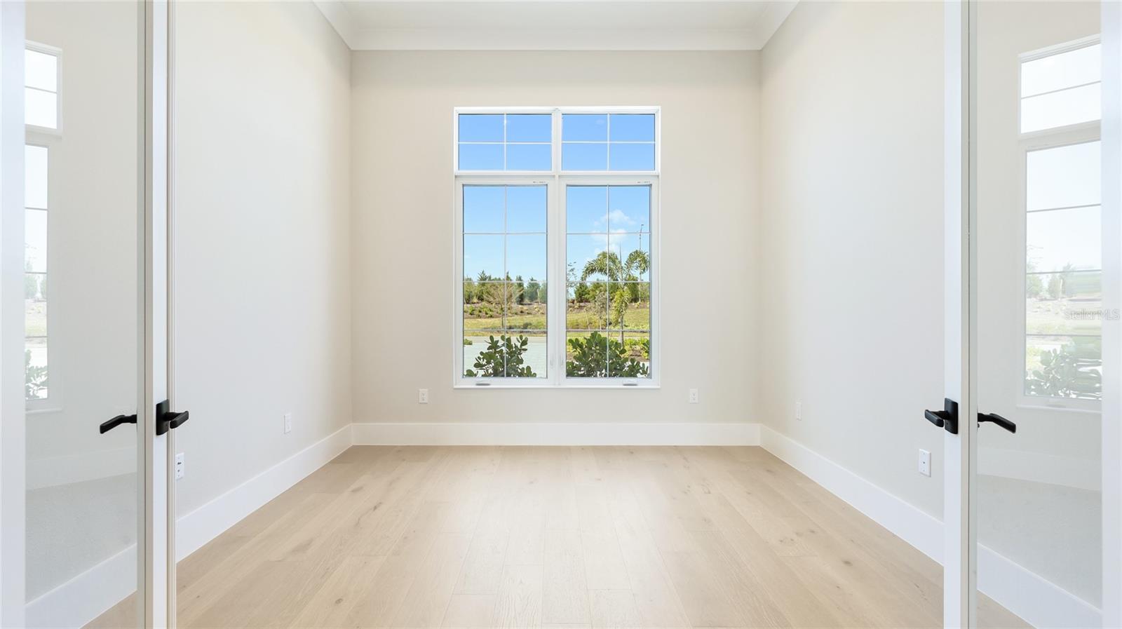 600 BLUE SHELL LOOP, SARASOTA, FL, 34240