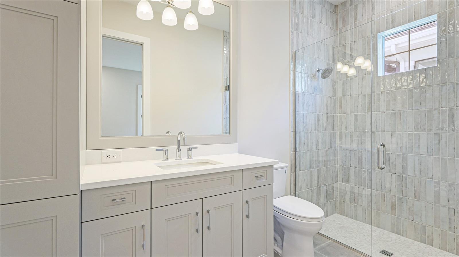 600 BLUE SHELL LOOP, SARASOTA, FL, 34240