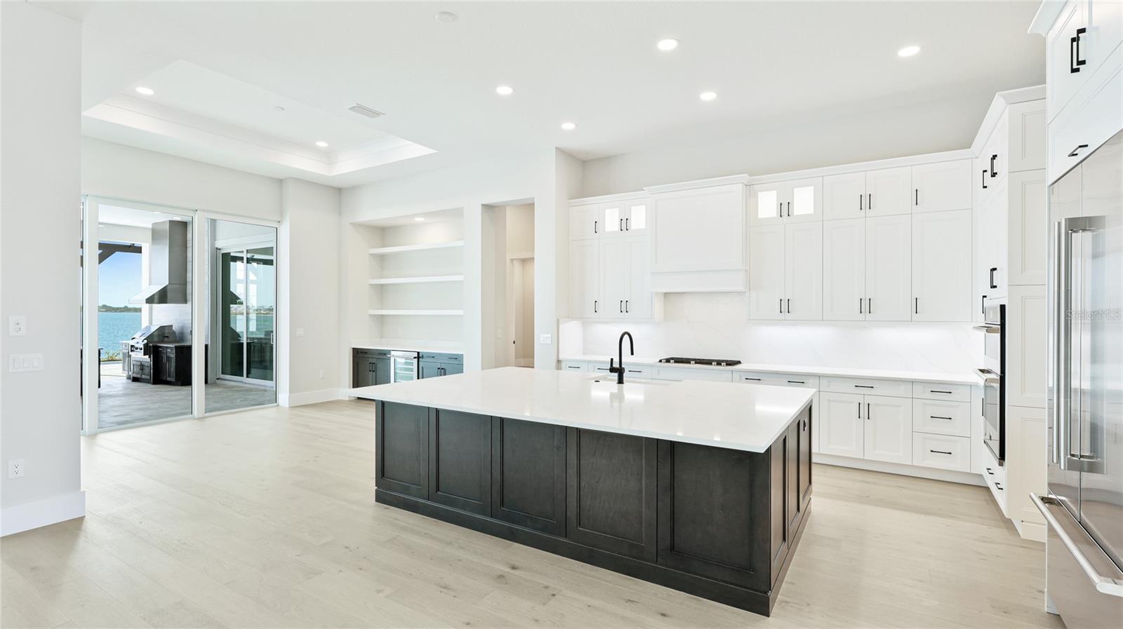 600 BLUE SHELL LOOP, SARASOTA, FL, 34240