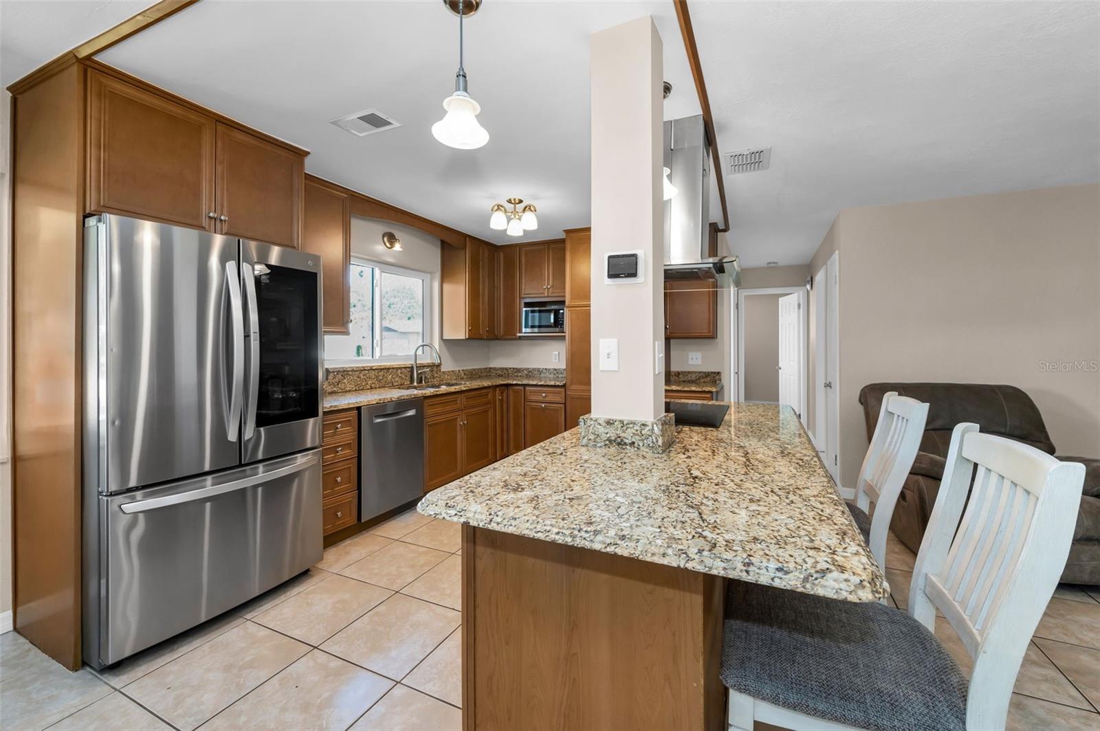 13970 MONTEGO DR, SEMINOLE, FL, 33776