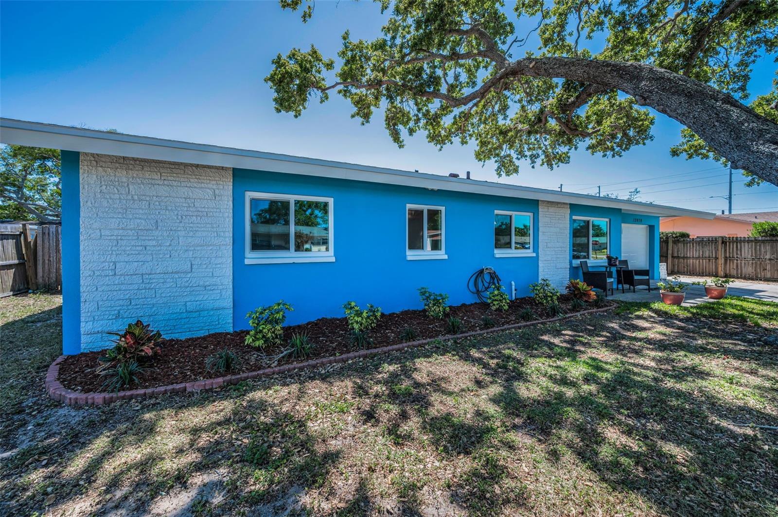 13970 MONTEGO DR, SEMINOLE, FL, 33776