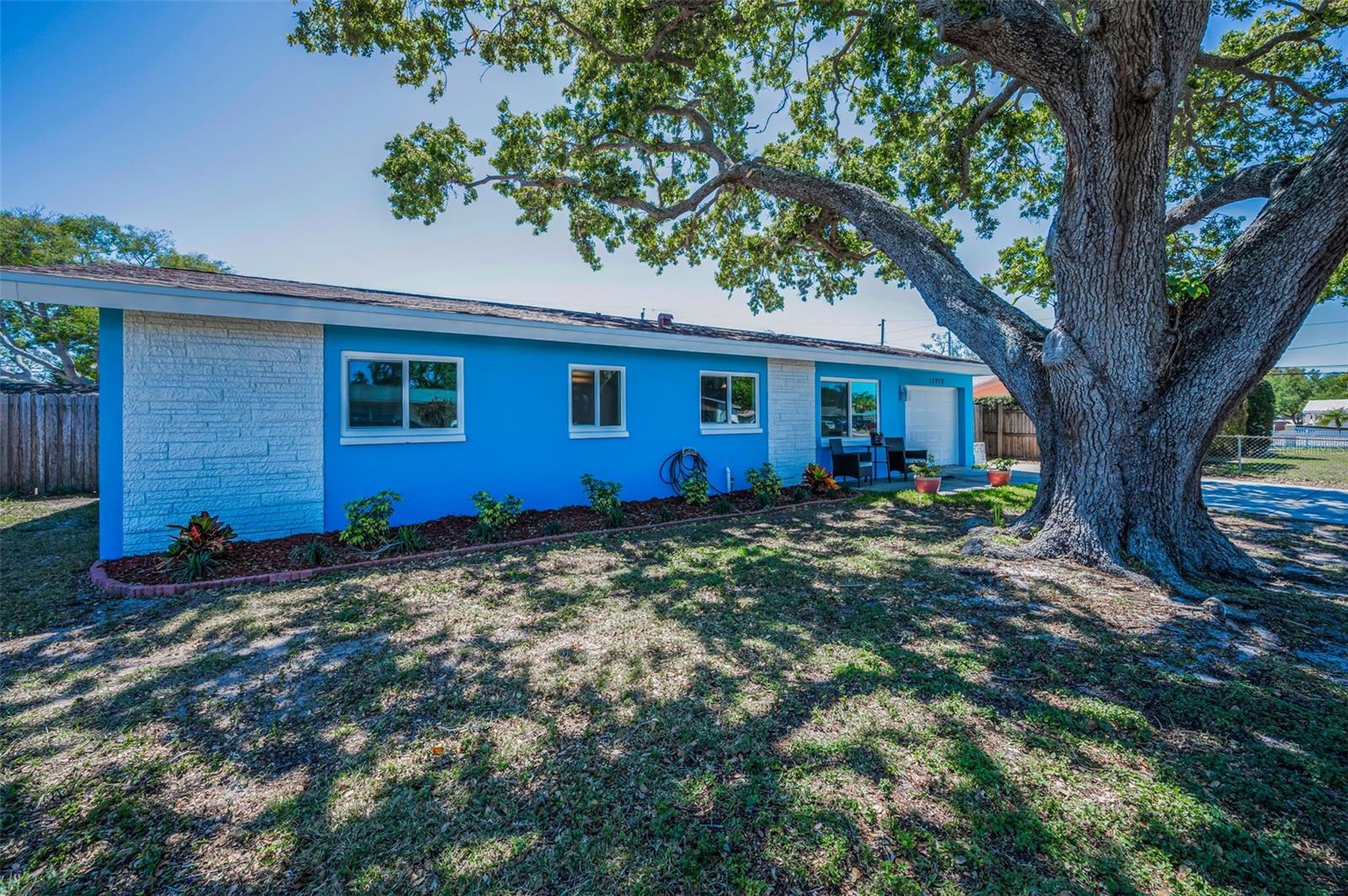 13970 MONTEGO DR, SEMINOLE, FL, 33776