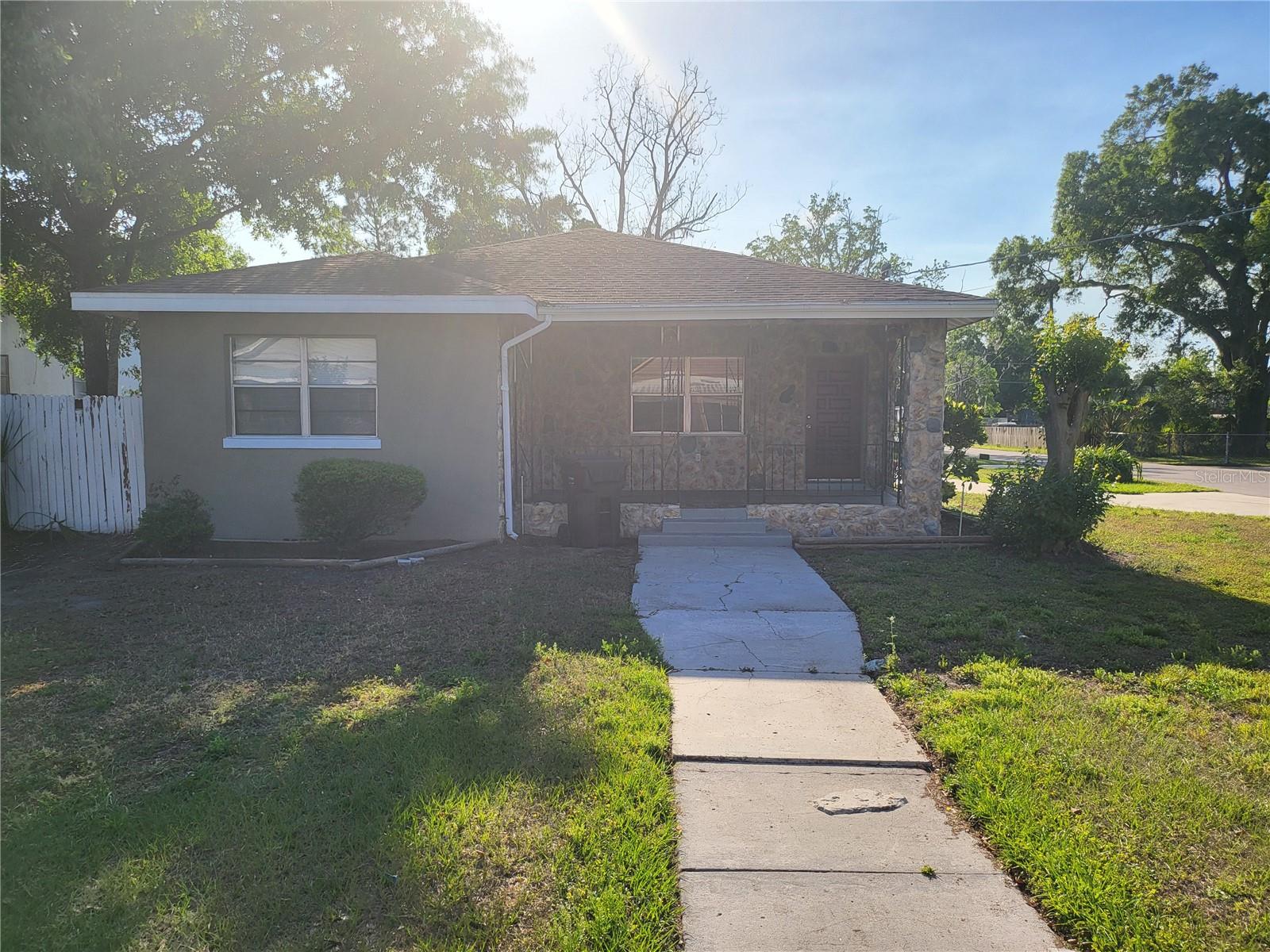 606 NW 1ST AVE, MULBERRY, FL, 33860