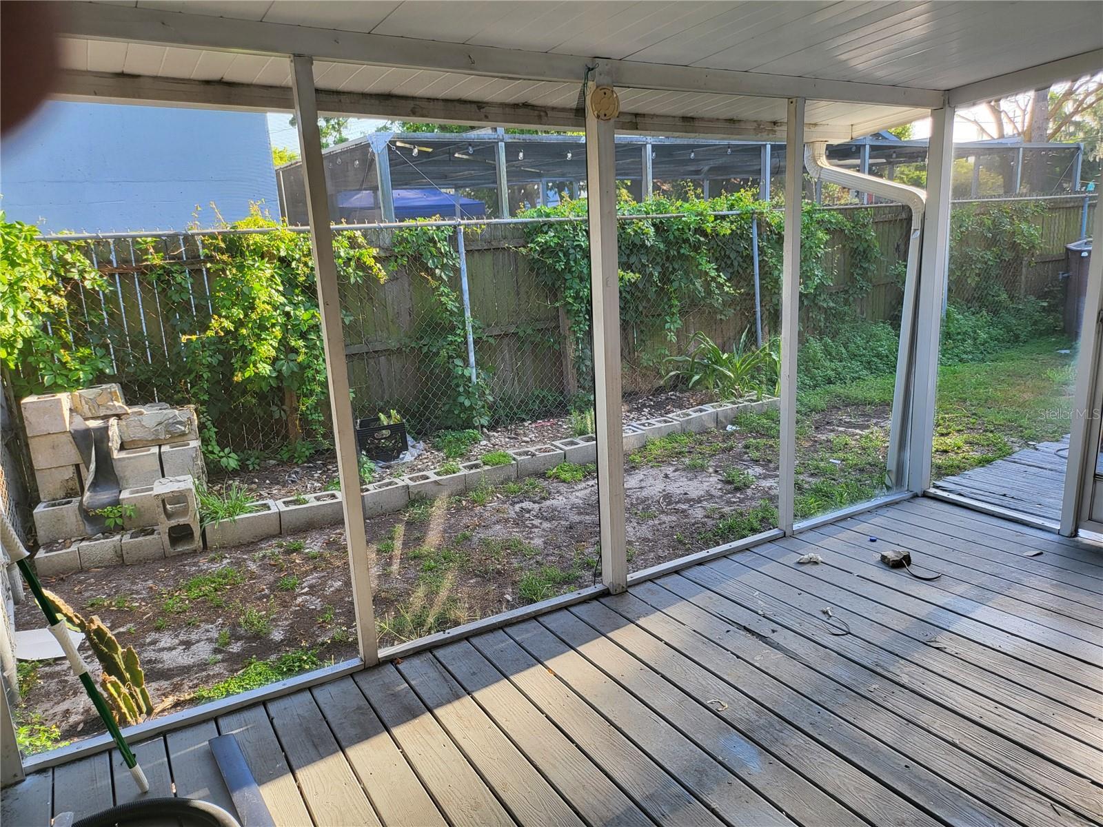 606 NW 1ST AVE, MULBERRY, FL, 33860