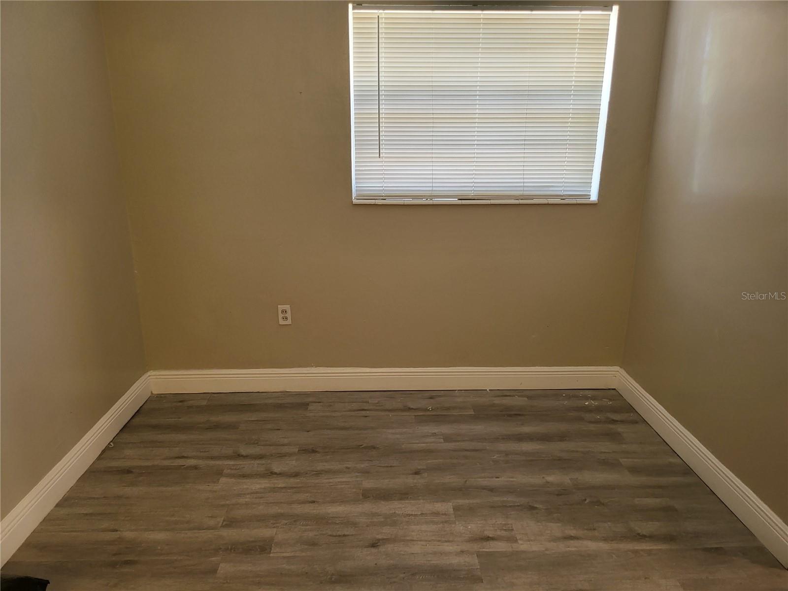 606 NW 1ST AVE, MULBERRY, FL, 33860