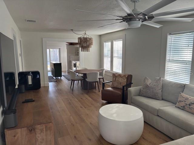 119 E CEDAR ST, TARPON SPRINGS, FL, 34689