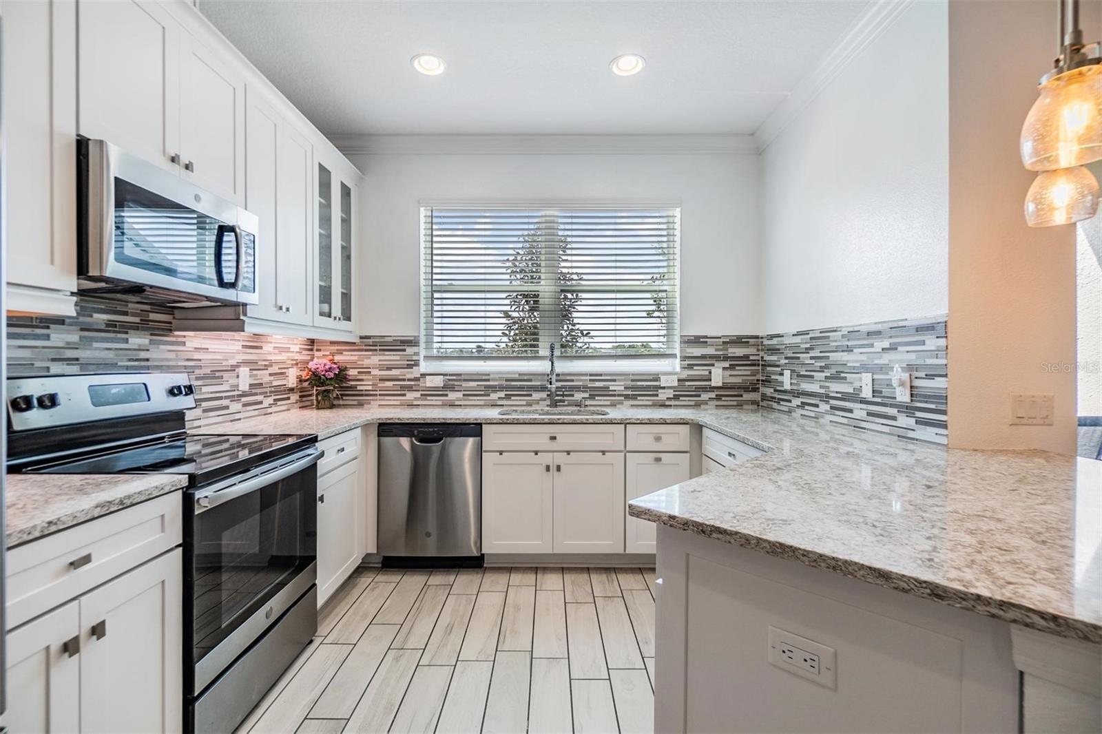 18860 BEAUTYBERRY CT, LUTZ, FL, 33558