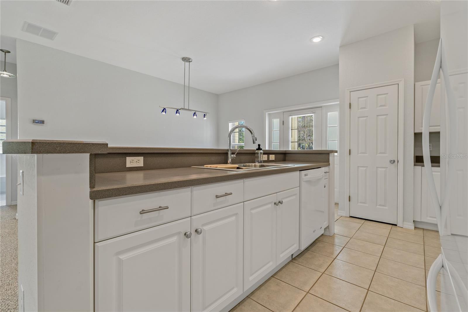 625 STILES LN, PALM HARBOR, FL, 34683