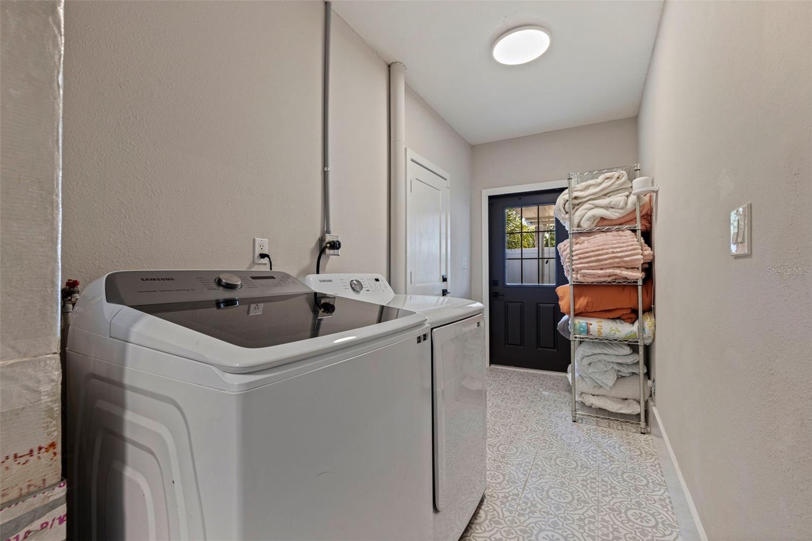 7120 3RD AVE N, ST PETERSBURG, FL, 33710