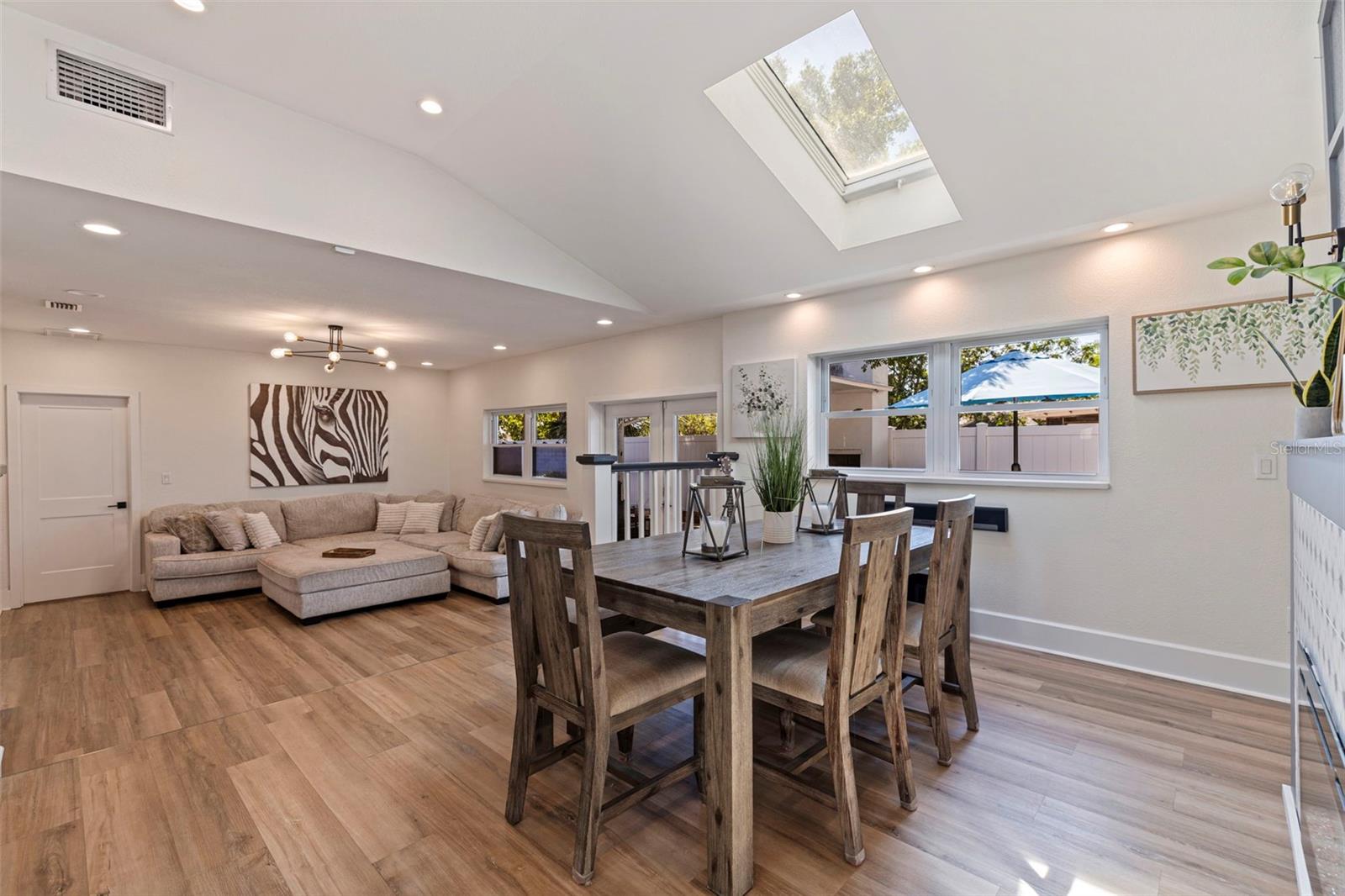 7120 3RD AVE N, ST PETERSBURG, FL, 33710